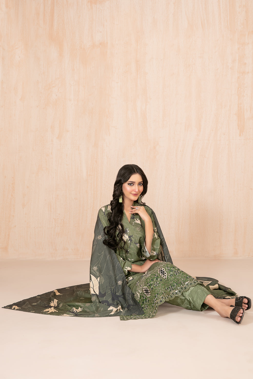 D-5629 - Azeena