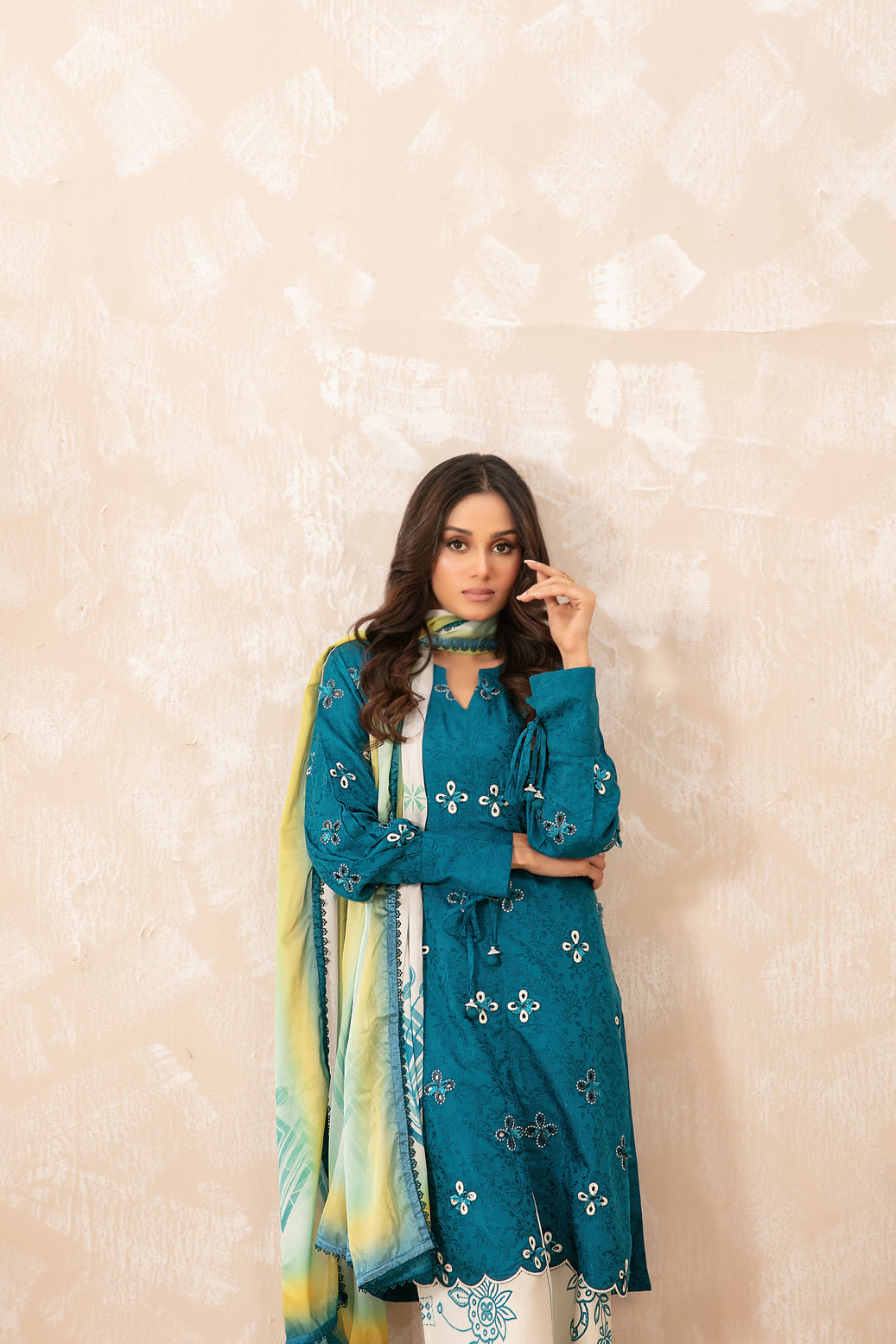 Wada 3Pcs Stitched Fancy Emb Jacquard Viscose D-5315