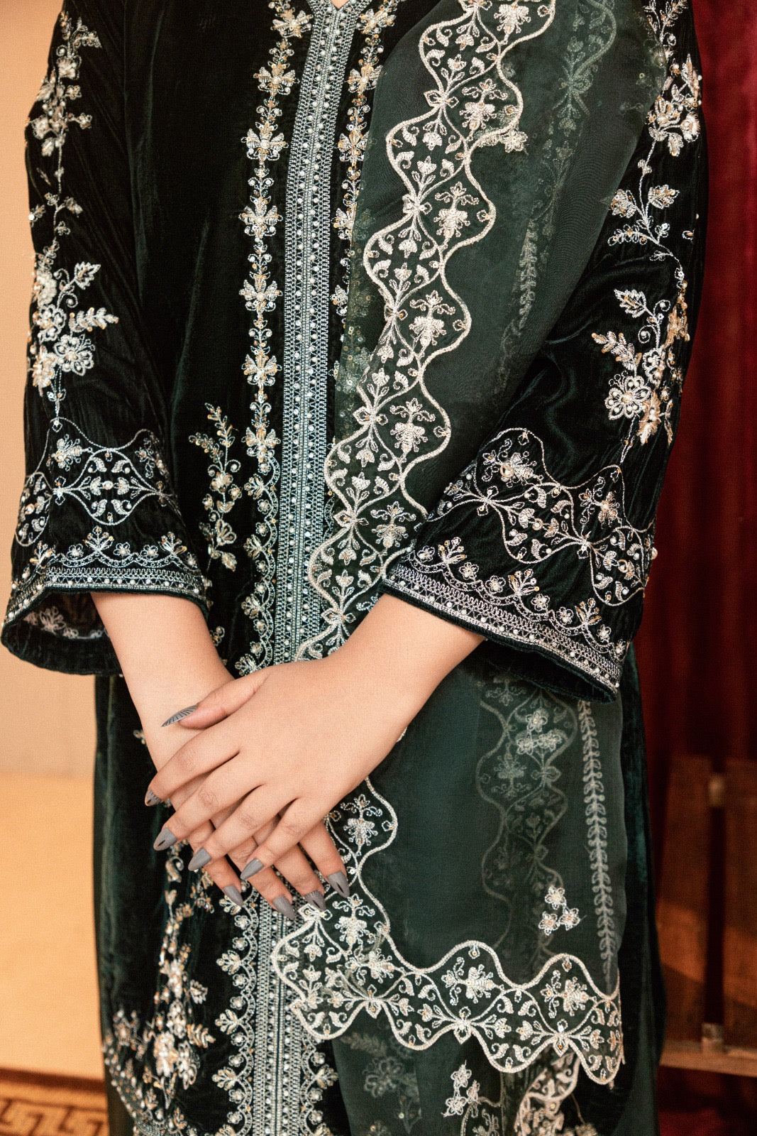TK-078 - Luxury Hand Work Velvet 3-pcs