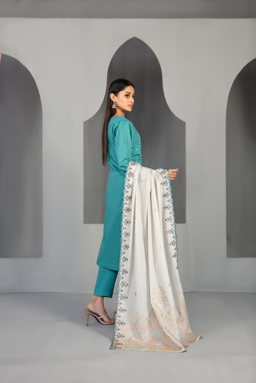 Efza 3pcs Un-Stitched Emb Lawn [D-2973]