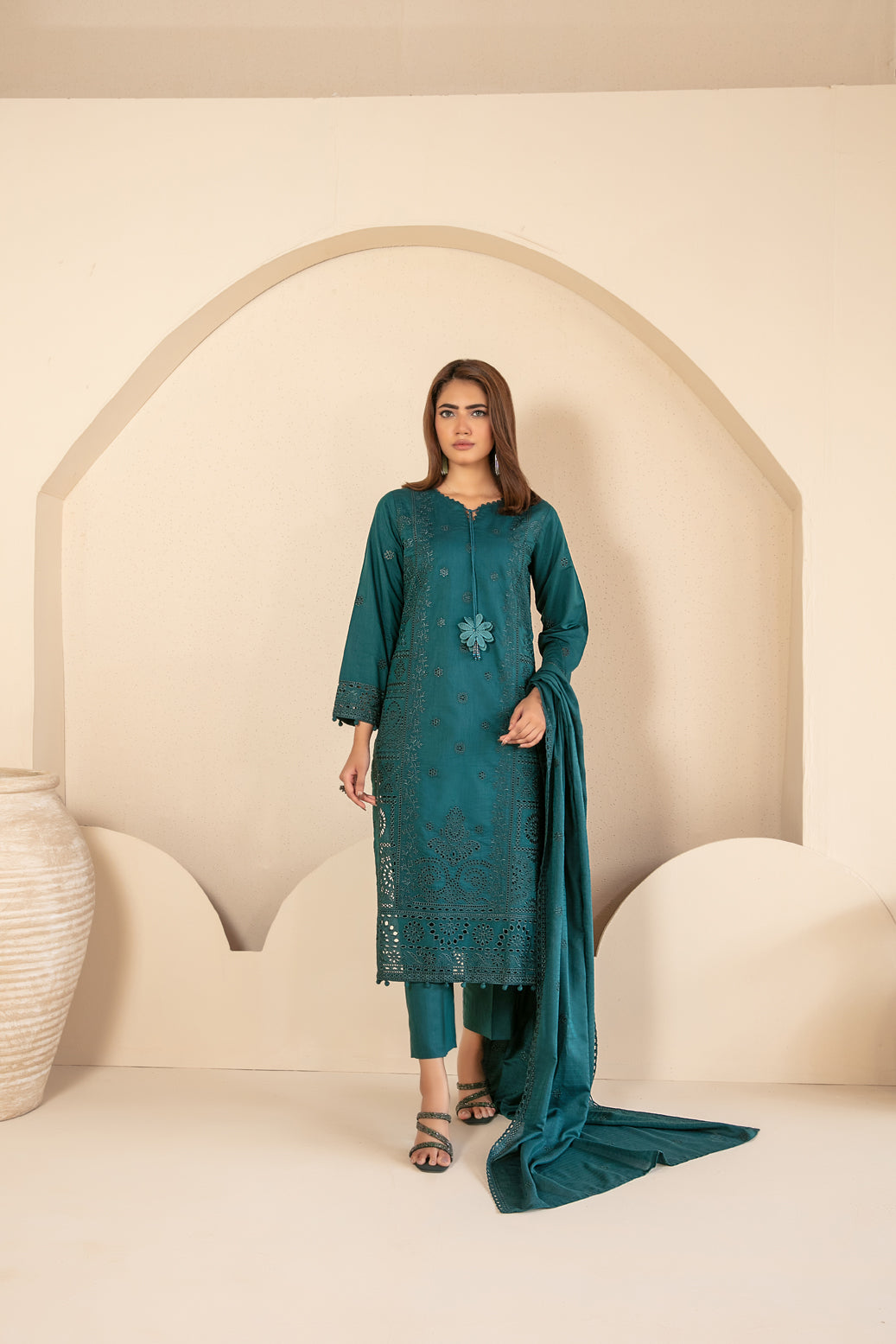 KHAMEELAH 3pcs Un-Stitched Emb Viscose [D-4939]