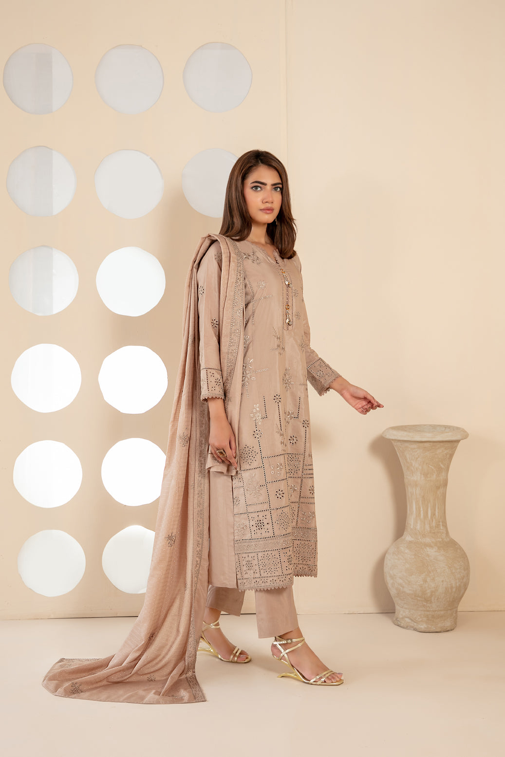 KHAMEELAH 3pcs Un-Stitched Emb Viscose [D-4935]