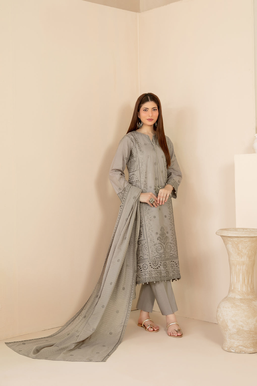 KHAMEELAH 3pcs Un-Stitched Emb Viscose [D-4938]