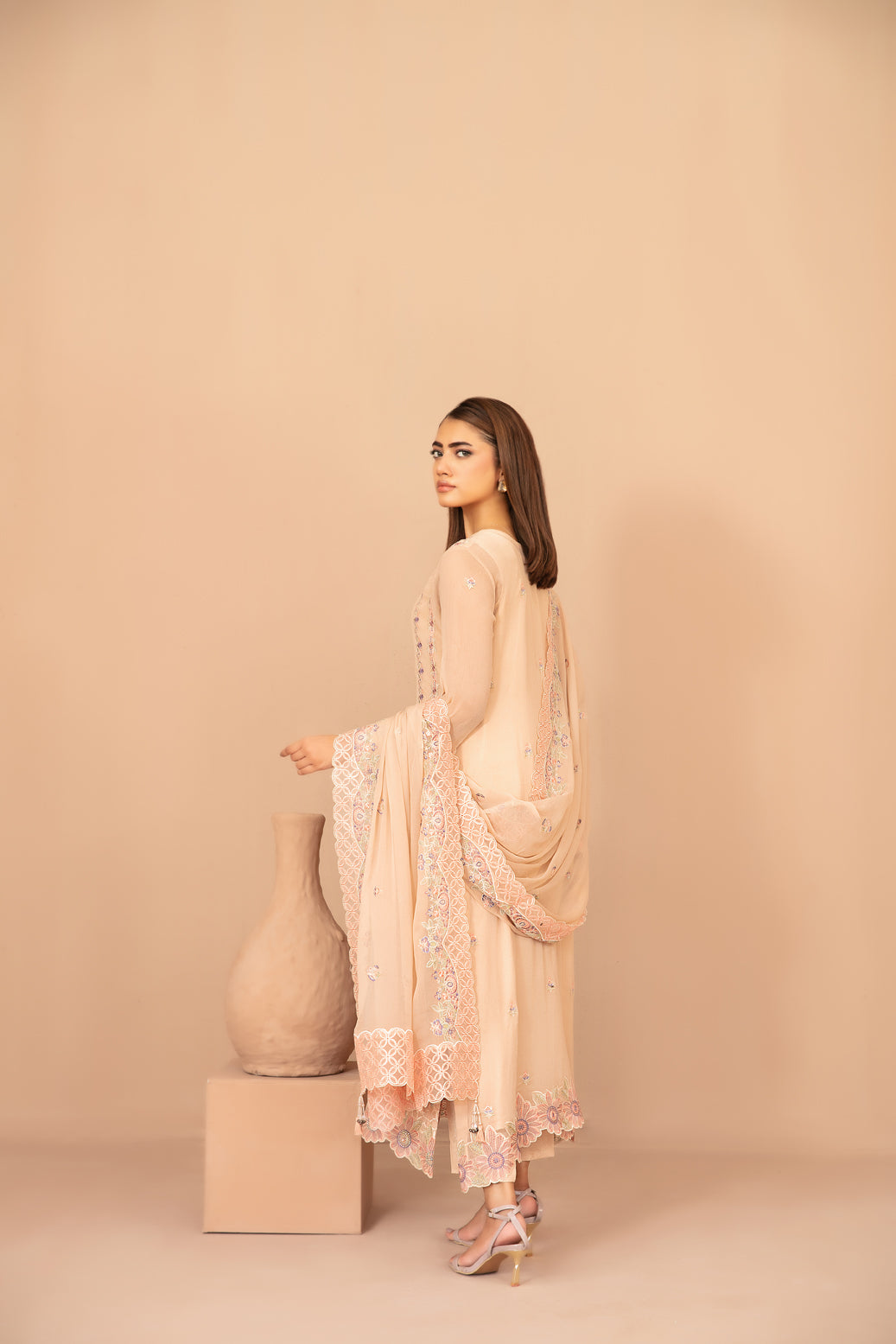 DISTRICT LOOM V1 3pcs SEMI-Stitched Emb CHIFFON [D-4908]