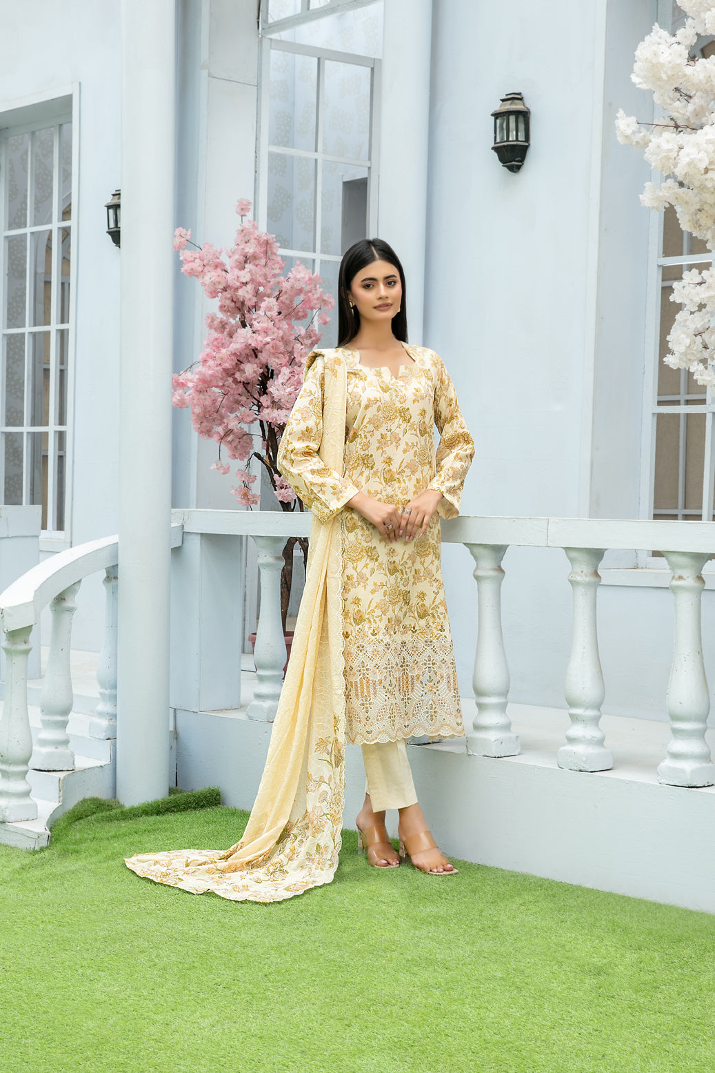 ROZA 3pcs Un-Stitched Emb Printed Lawn[D-3969]