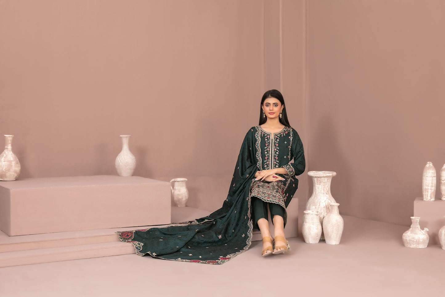 RAYALEEN 3pcs Un-Stitched Emb Viscose [D-5607]