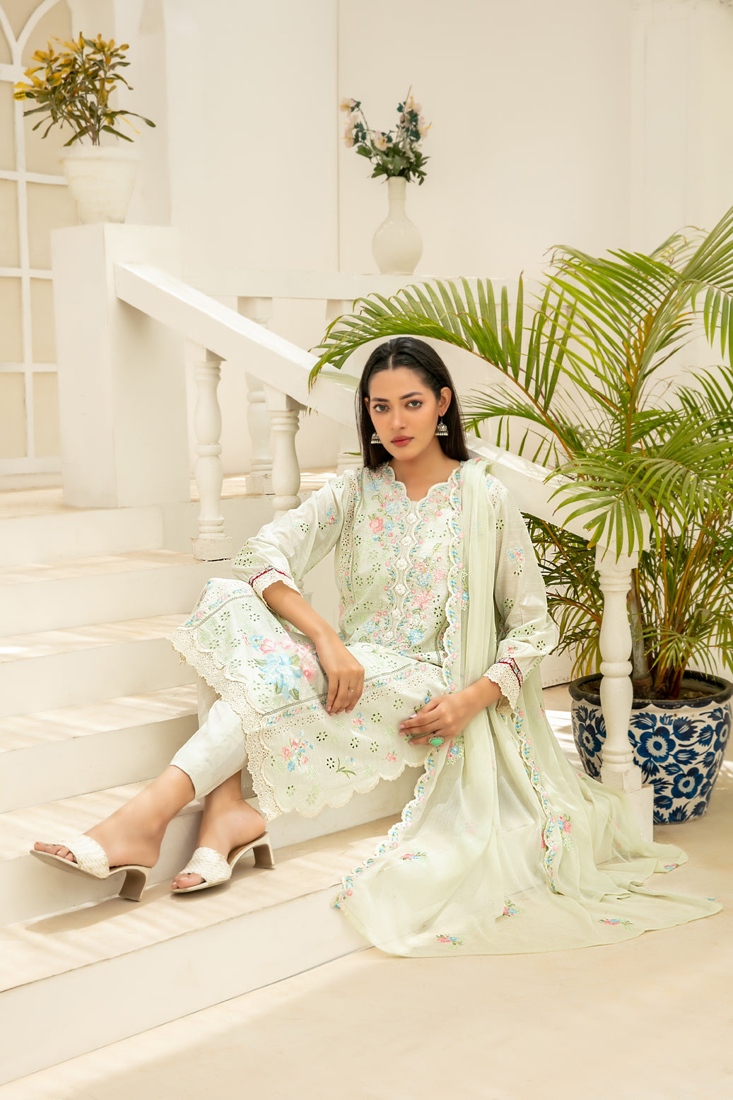 Elisol 3pcs Semi-Stitched Fancy Emb Slub Lawn [D-4399]