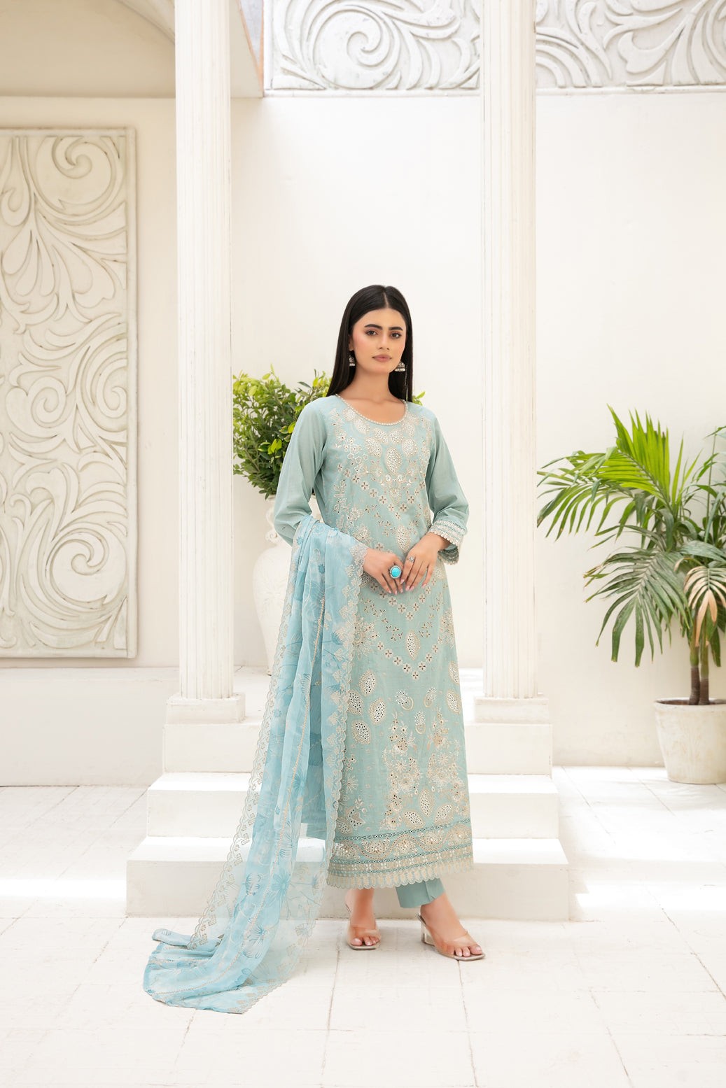 Araqa 3pcs Semi-Stitched Fancy Emb Slub Lawn [D-4216]