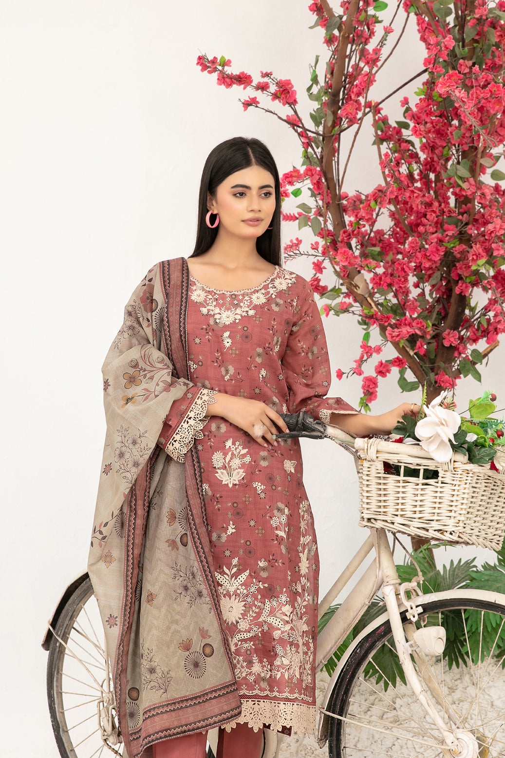 Gulin Vol-2 3pcs Stitched Emb Printed Lawn [D-3973]