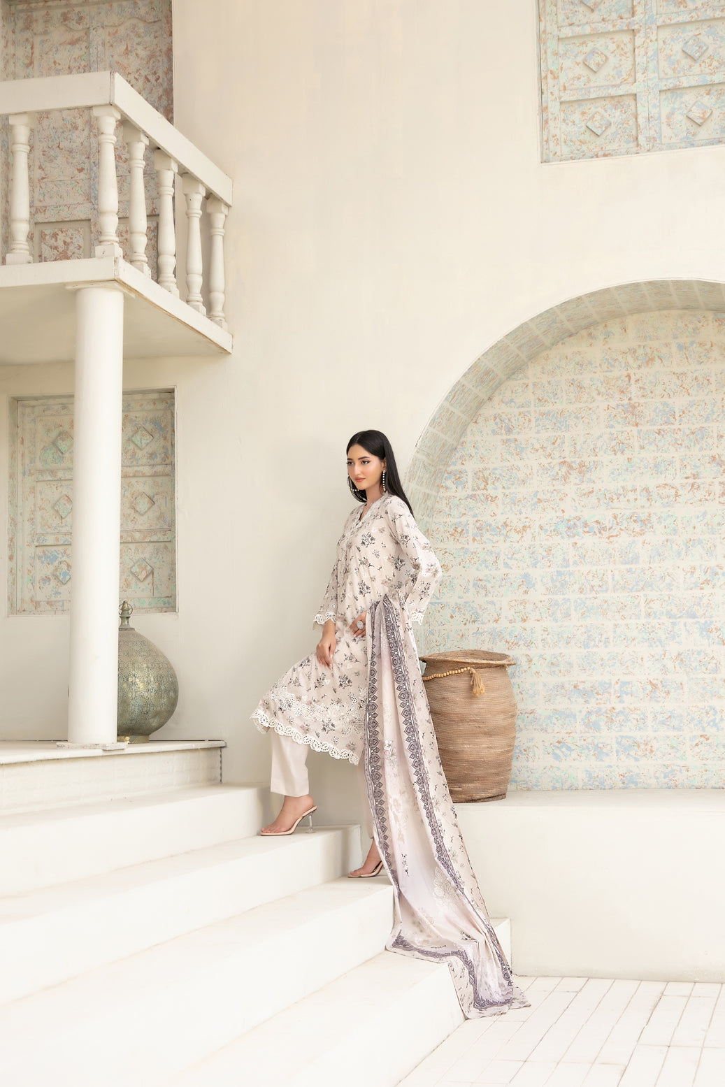 Maha Vol-1 Stitched Emb Printed Lawn [D-3919]