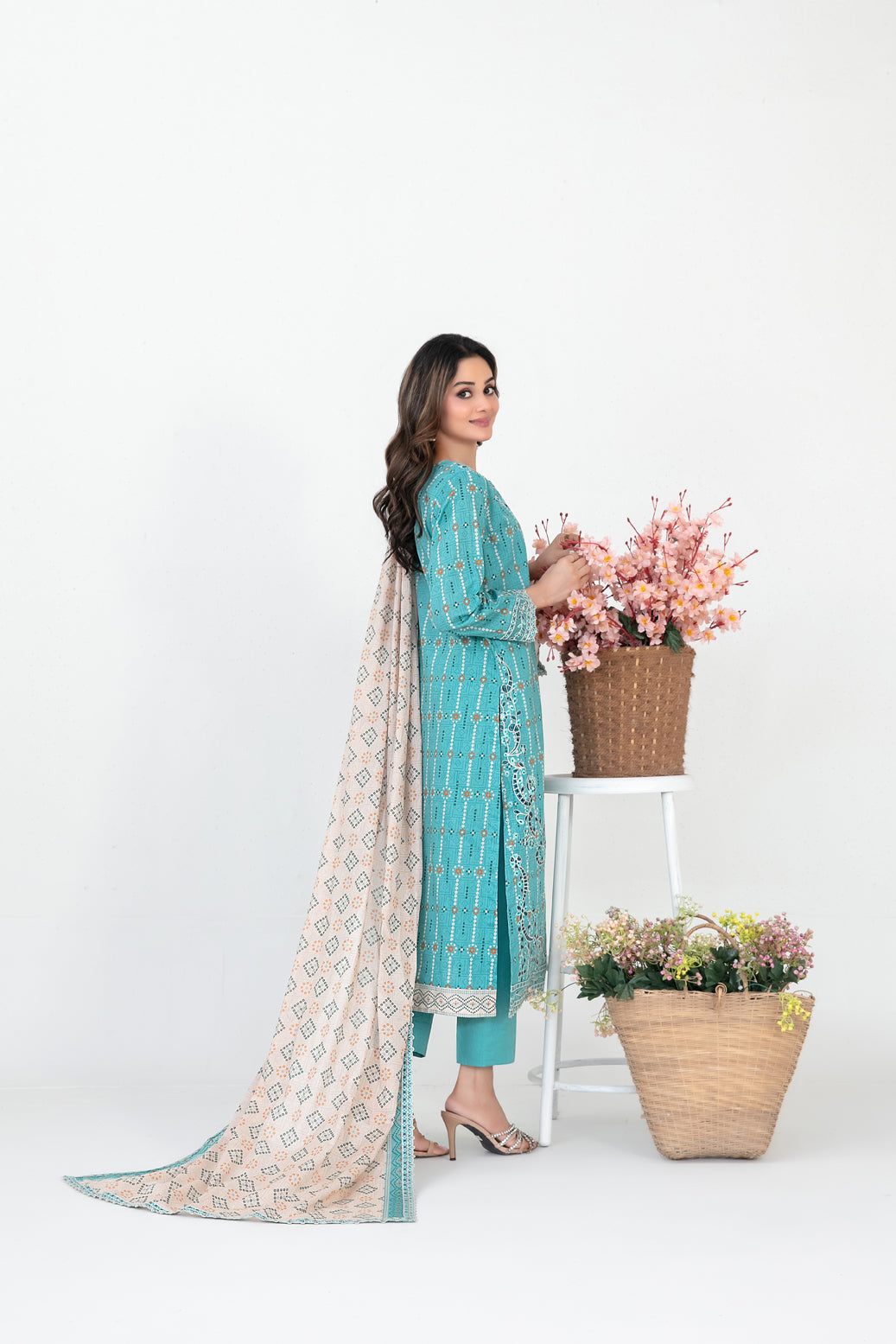 FOLIA 3pcs Un-Stitched Emb Printed Lawn [D-4551]