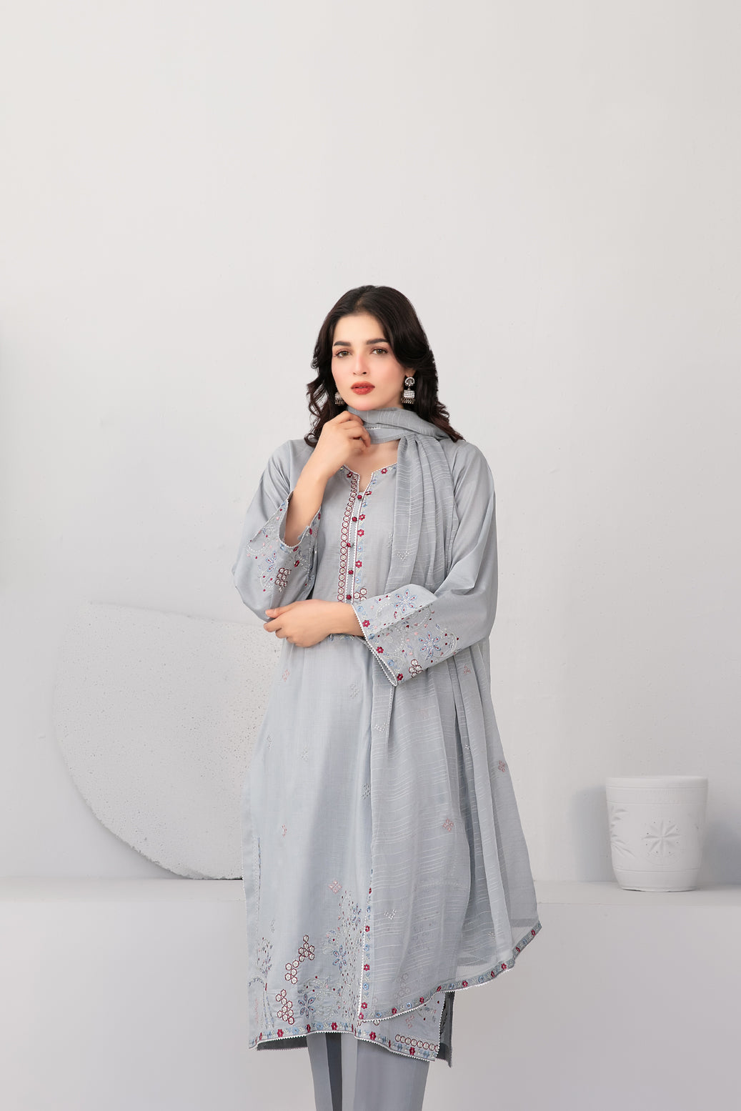 Hayya 3pcs Stitched Emb Lawn [D-3148]