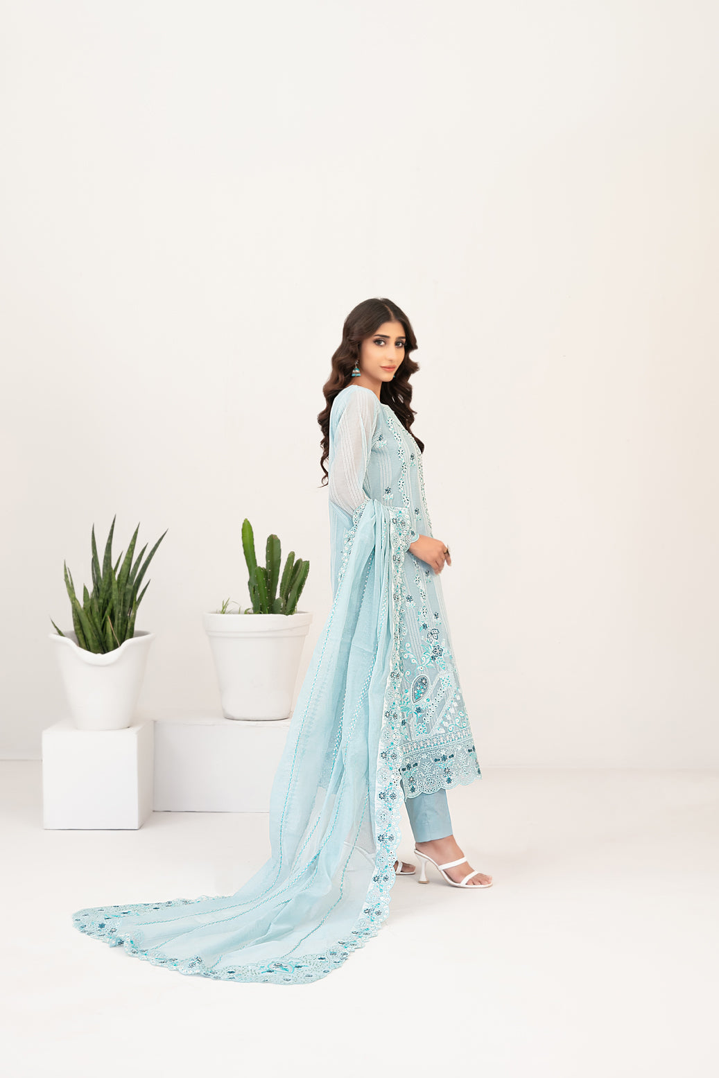 Moonic 3pcs Un-Stitched Emb Khadi [D-2687]
