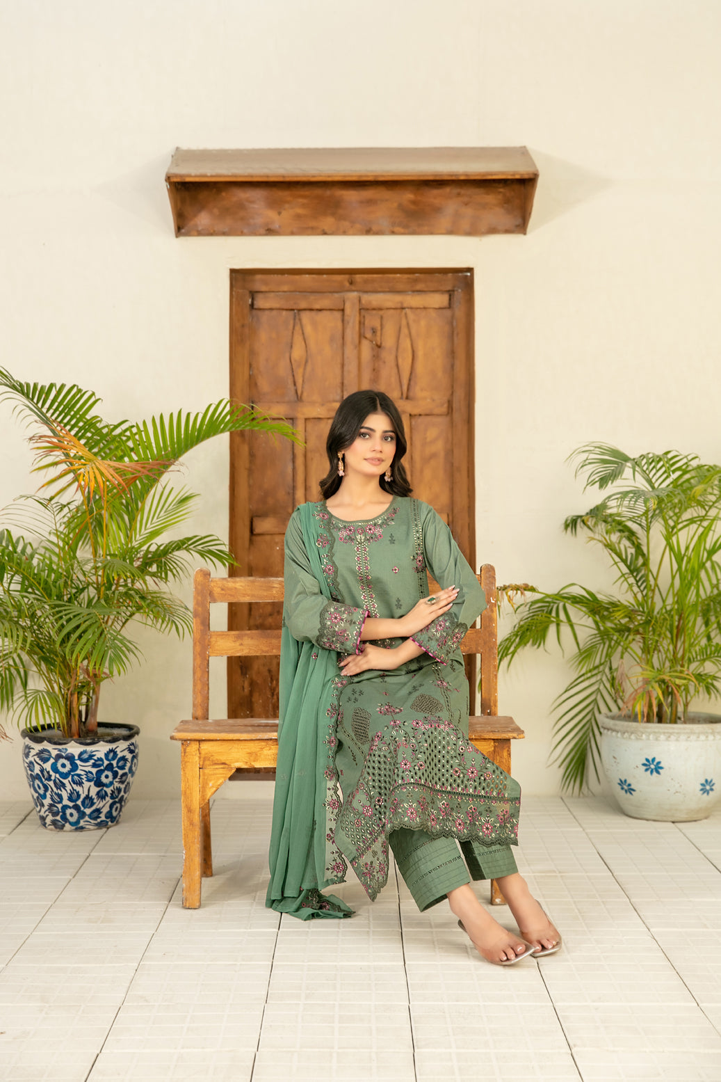 Zarla 3pcs Stitched Emb Lawn [D-3042]