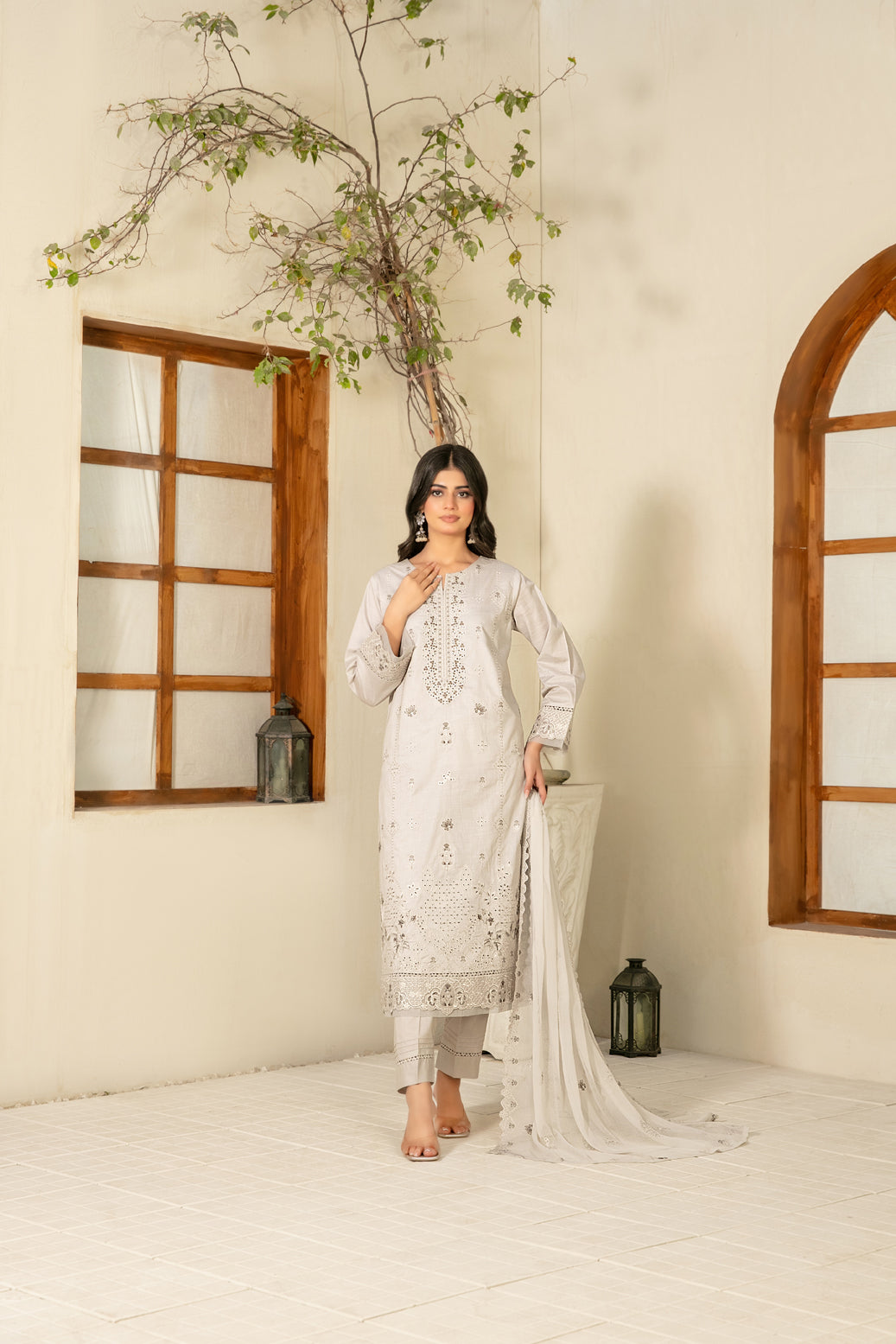 Zarla 3pcs Stitched Emb Lawn [D-3041]