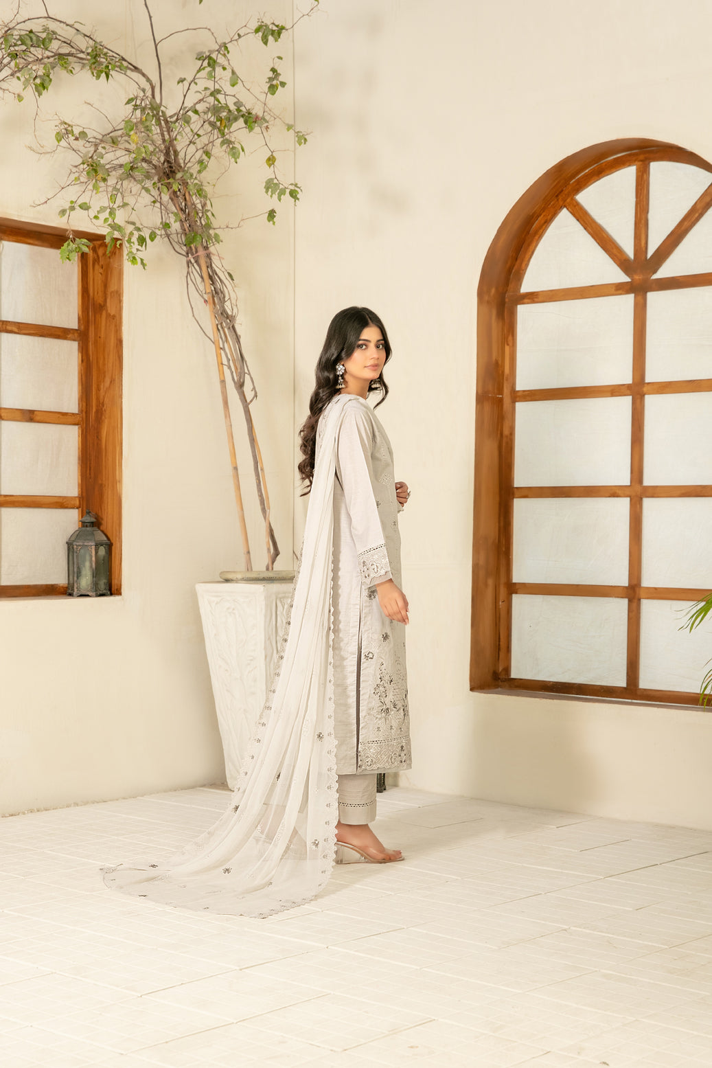 Zarla 3pcs Stitched Emb Lawn [D-3041]