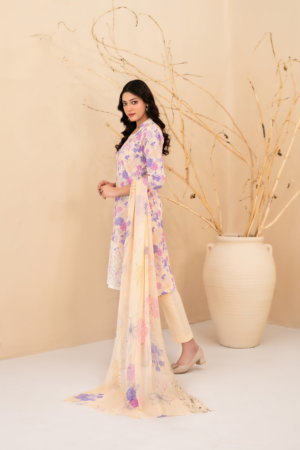 Eshanah 3pcs Un-Stitched Emb Printed Lawn [D-3482]