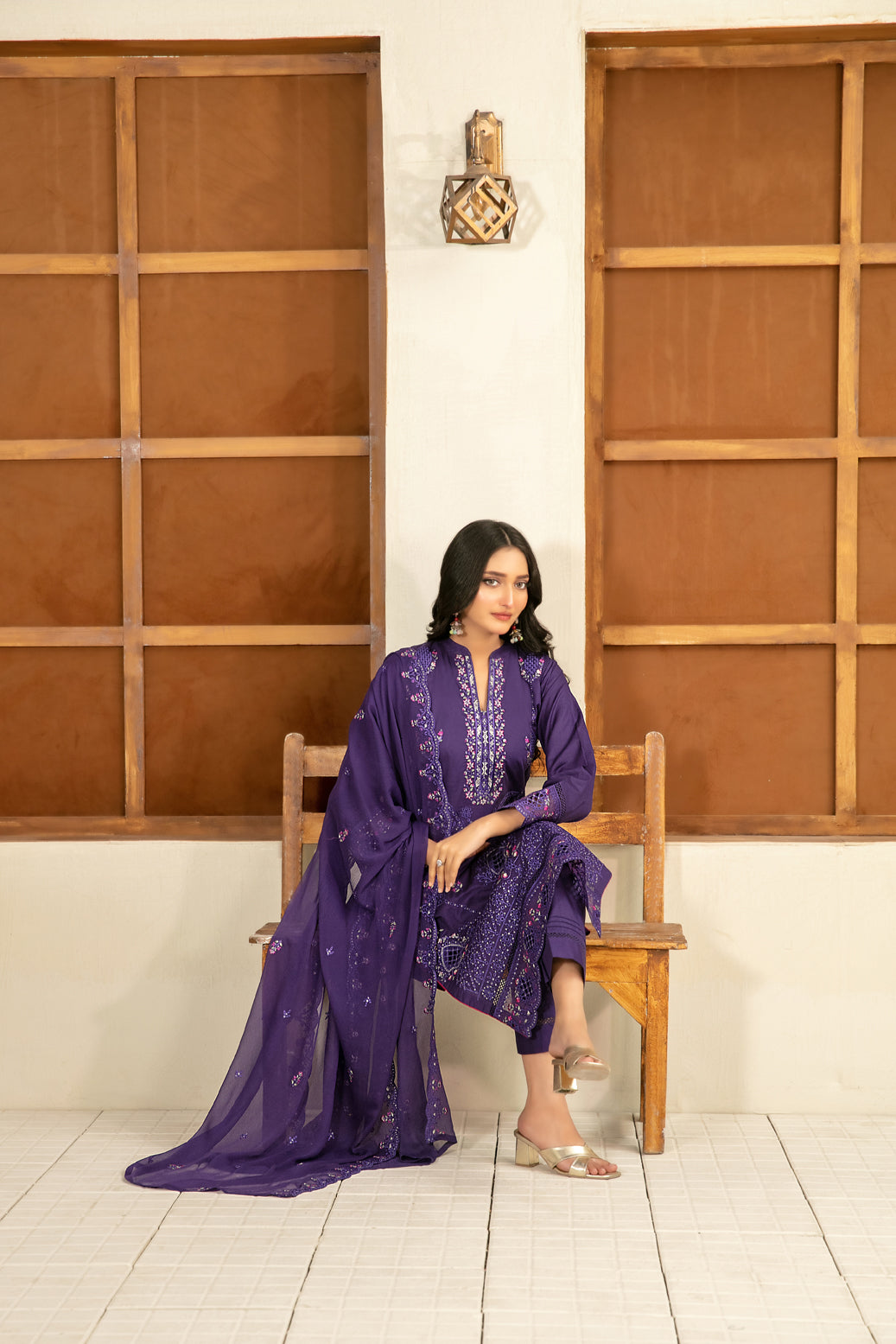 Zarla 3pcs Stitched Emb Lawn [D-3038]