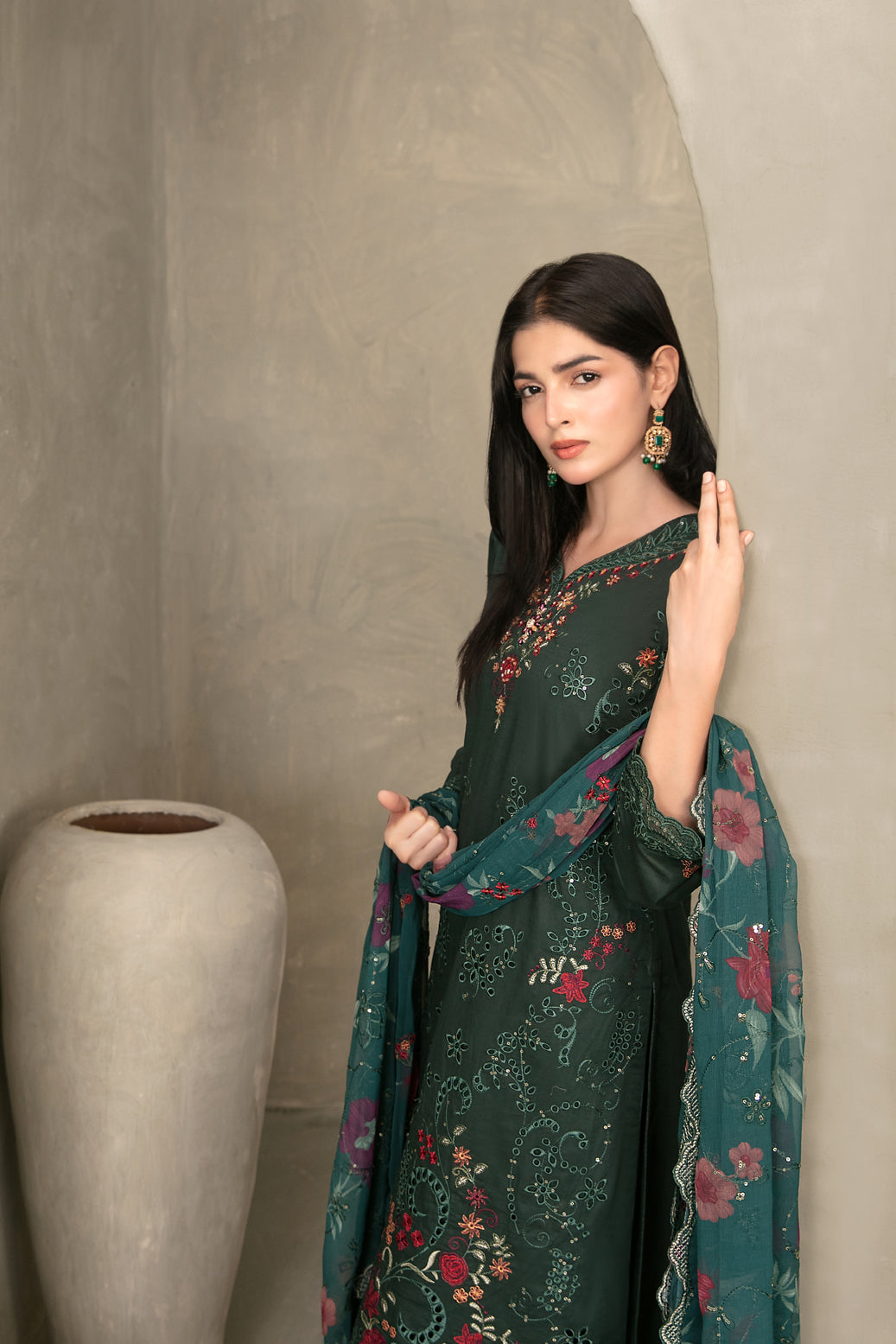 ZAYRA 3pcs Semi-Stitched Fancy Emb Slub Lawn [D-4285]