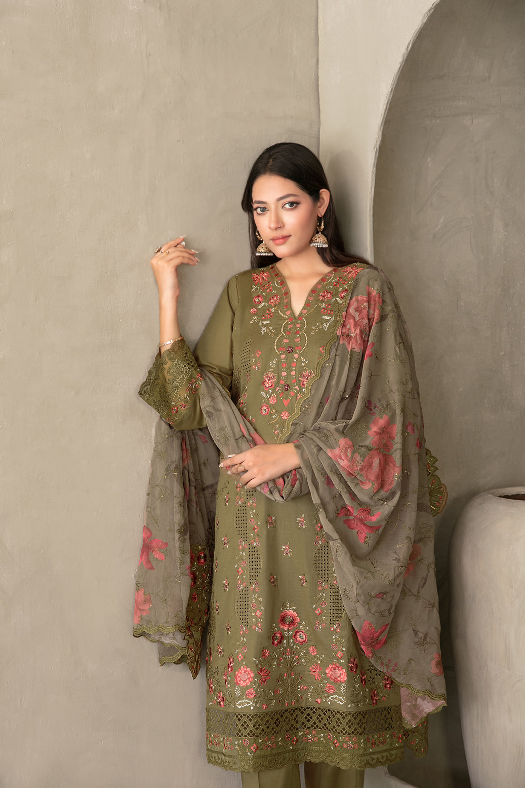 ZAYRA 3pcs Semi-Stitched Fancy Emb Slub Lawn [D-4287]