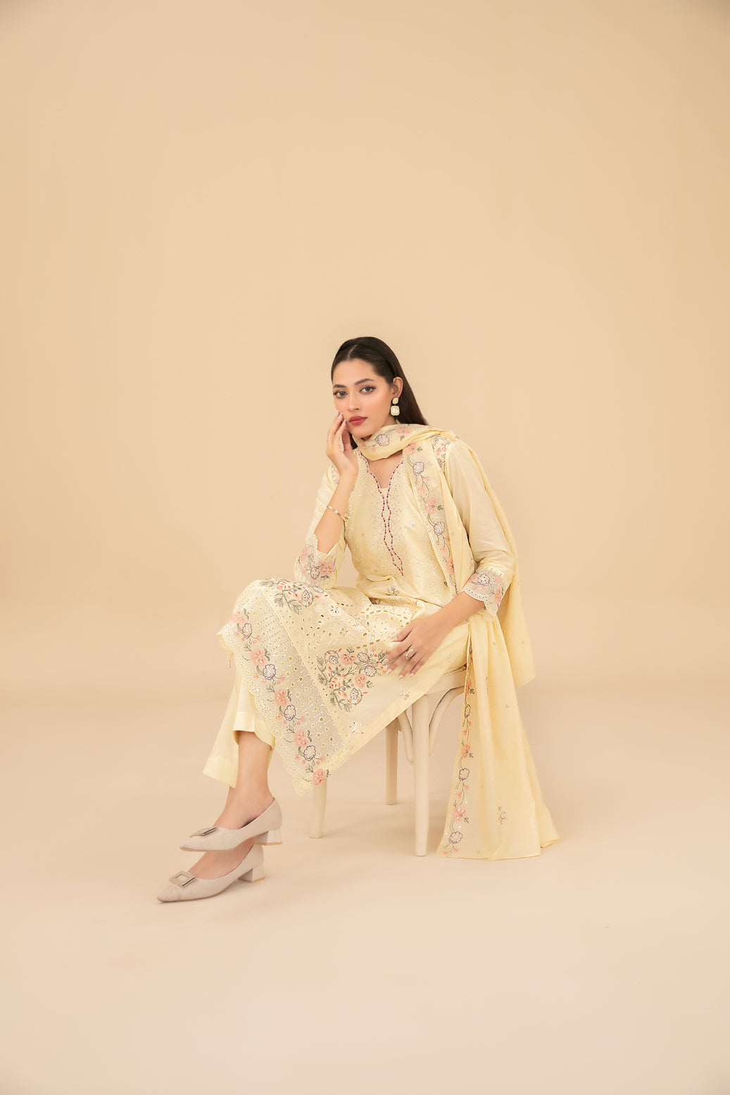 ESENSE 3pcs Un-Stitched Emb Viscose [D-4469]
