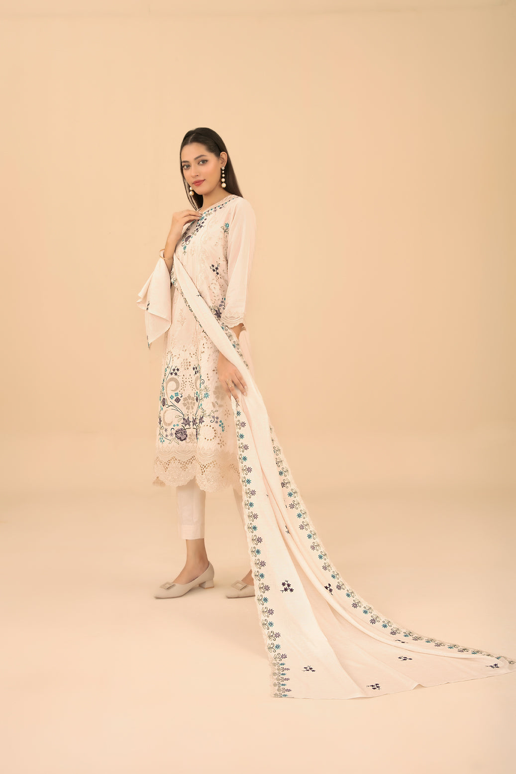 ESENSE 3pcs Un-Stitched Emb Viscose [D-4468]