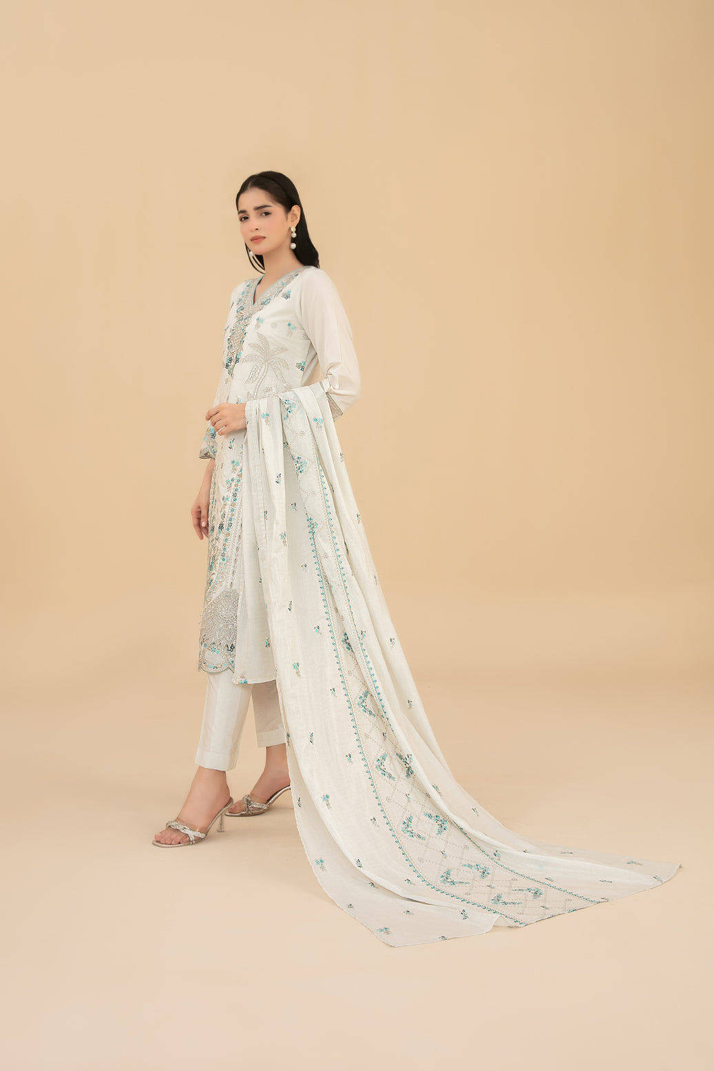 ESENSE 3pcs Un-Stitched Emb Viscose [D-4467]