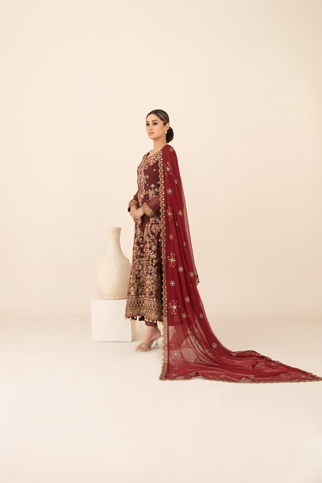 LIBAAS-E-ISHQ 3pcs Stitched  Fancy Emb Chiffon [D-2733]