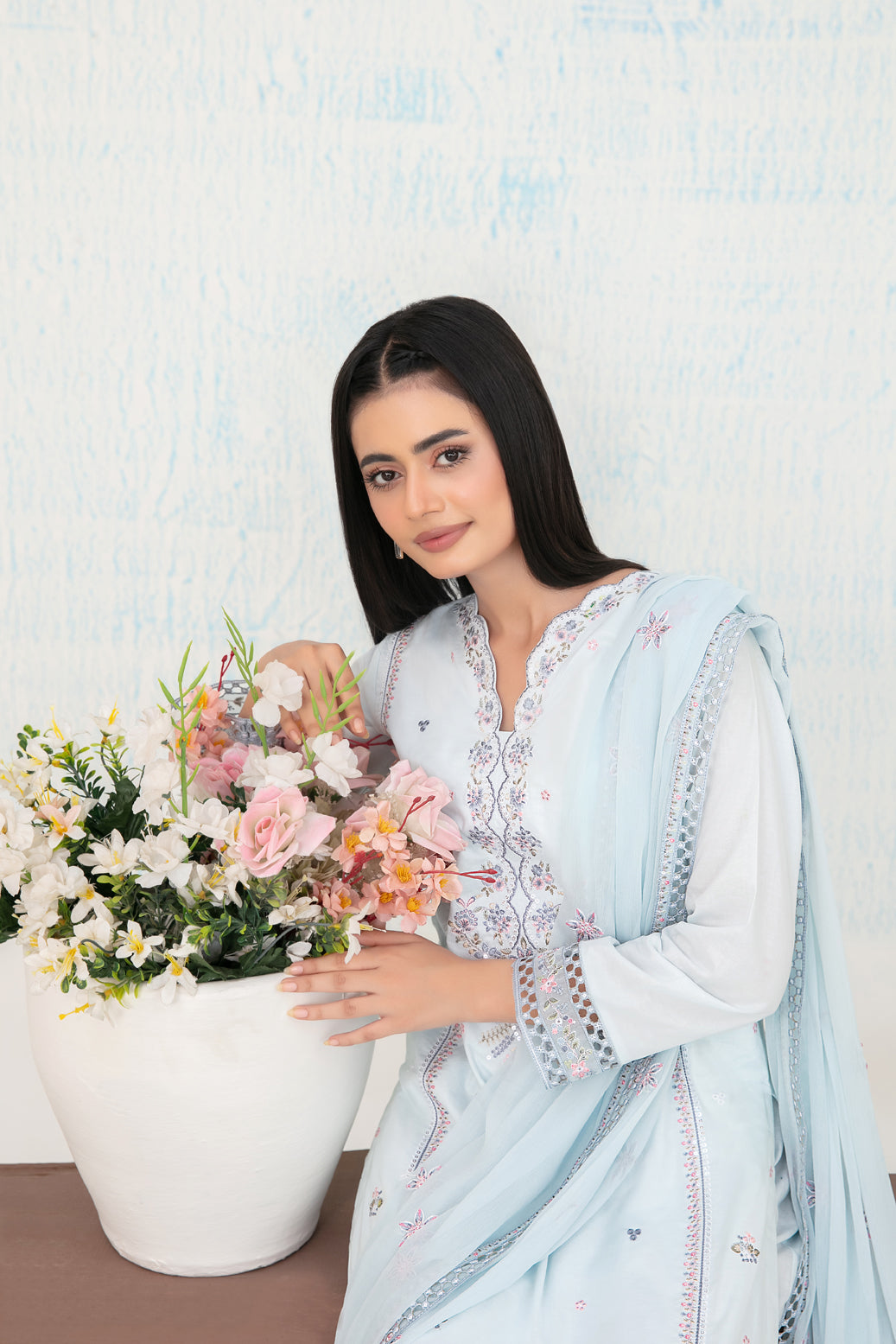 MIRAE 3pcs Un-Stitched Emb Lawn [D-5211]