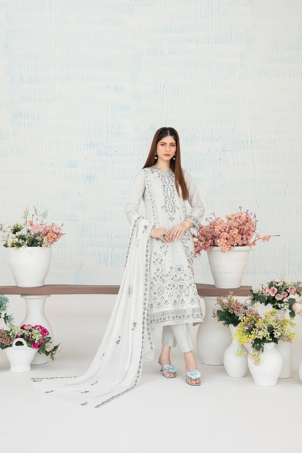 MIRAE 3pcs Un-Stitched Emb Lawn [D-5208]