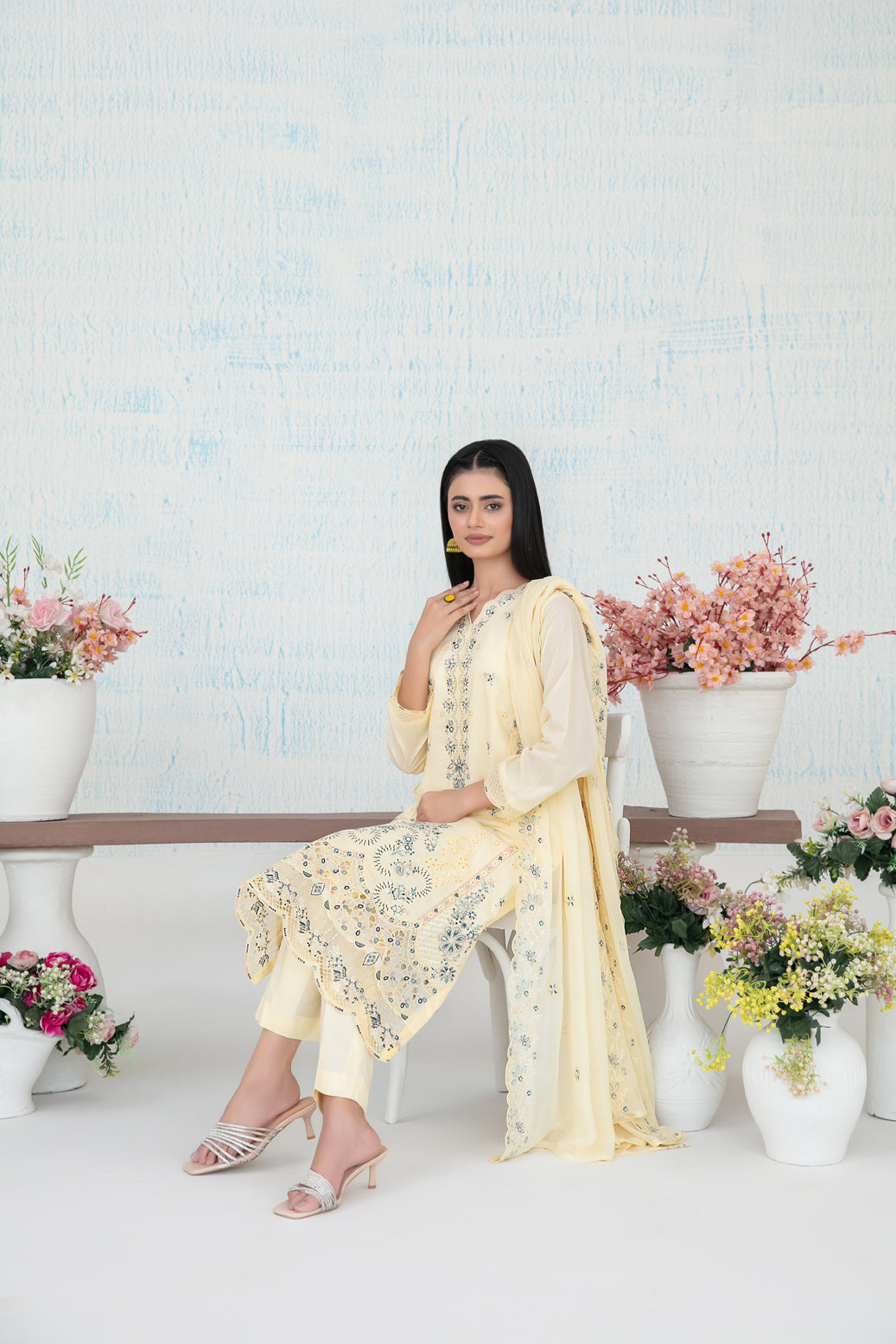 MIRAE 3pcs Un-Stitched Emb Lawn [D-5212]
