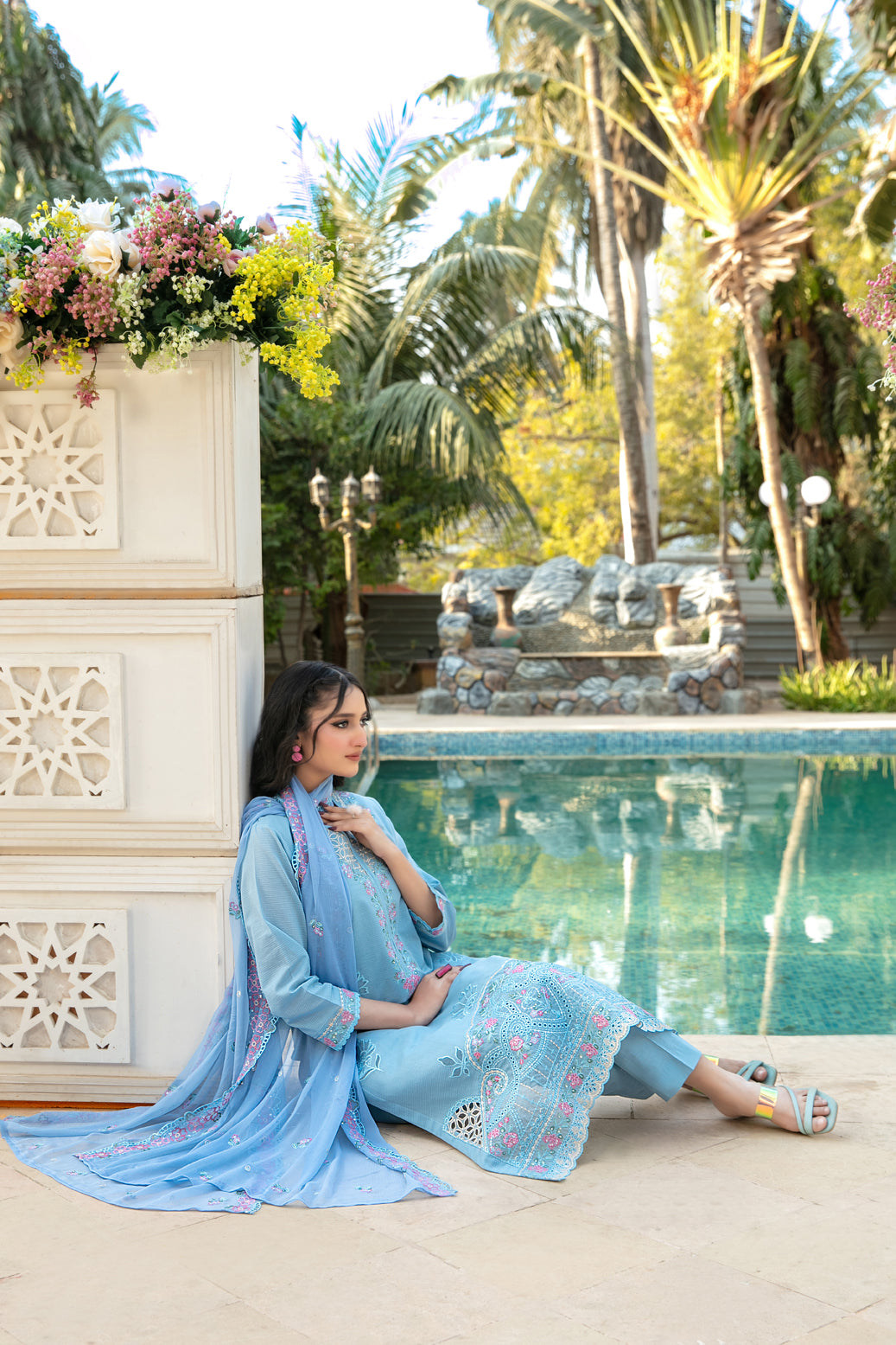 Nayiri 3pcs Un-Stitched Emb Lawn [D-2763]