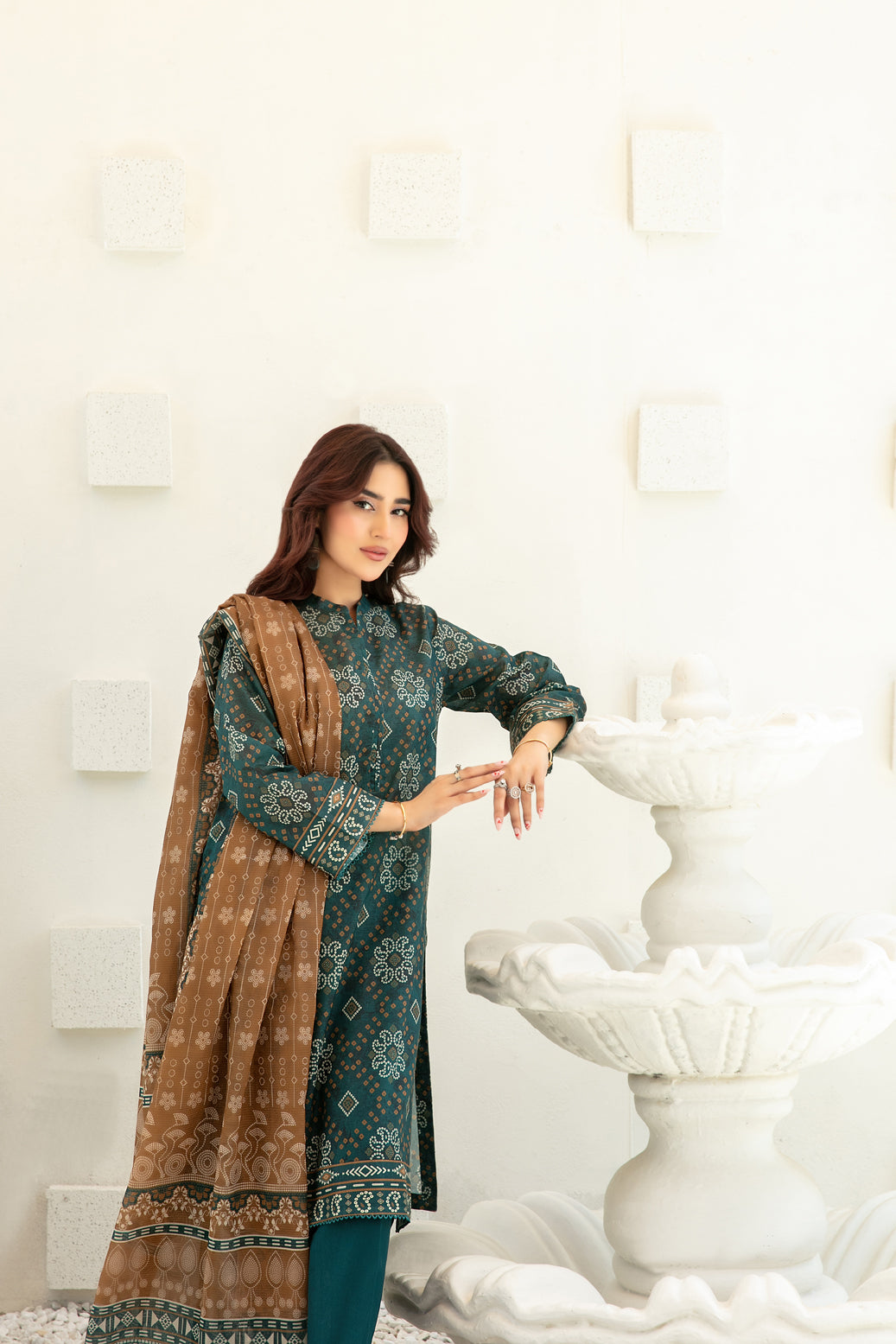 Qalaa 3pcs Stitched Printed Chamki Lawn [D-3623]