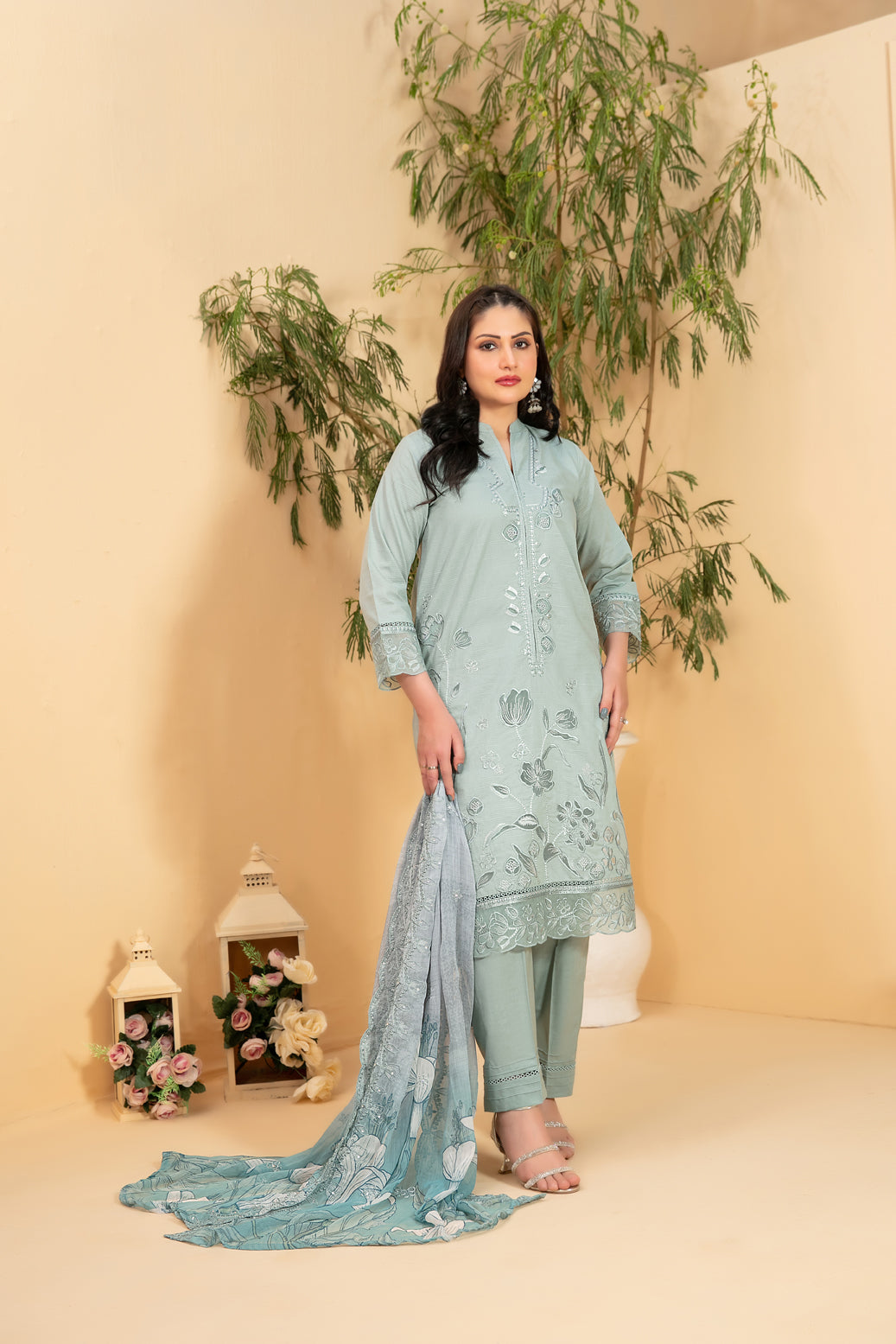 Taabir 3pcs Stitched Emb Lawn [D-2293]