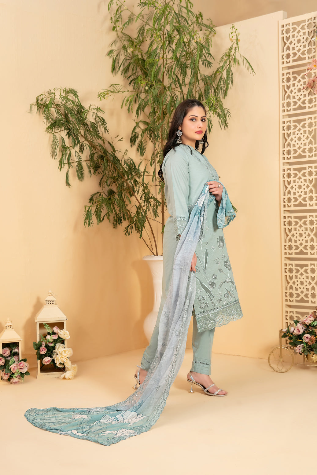 Taabir 3pcs Stitched Emb Lawn [D-2293]