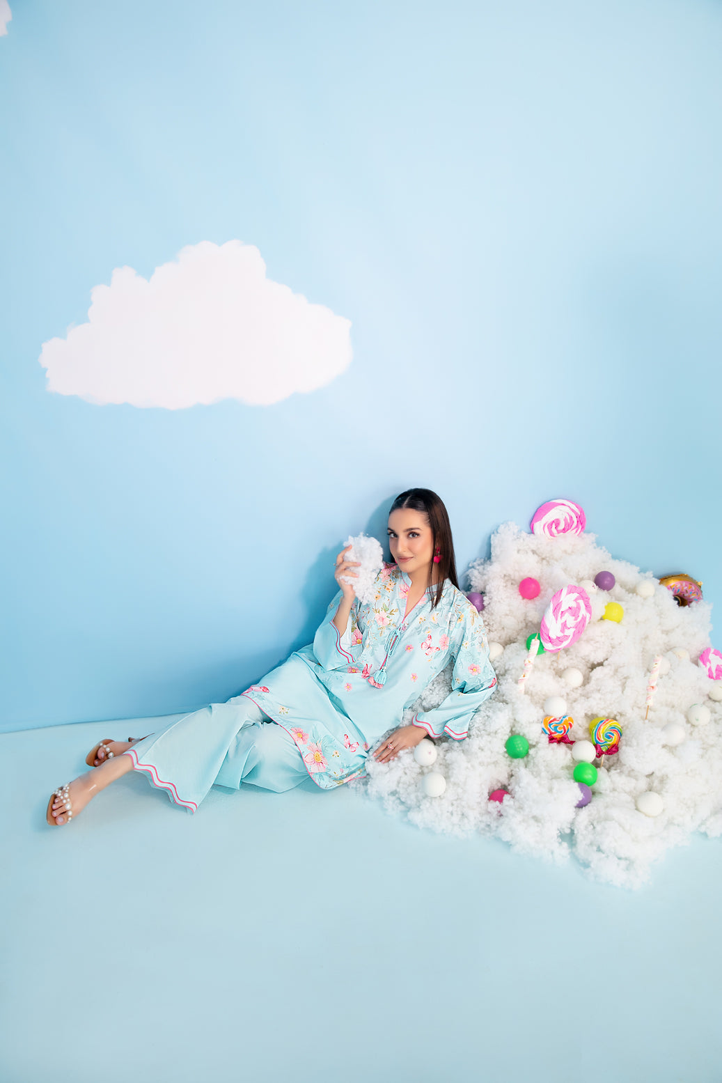 CLOUDS 2pcs Stitched Printed Crepe [D-4974]