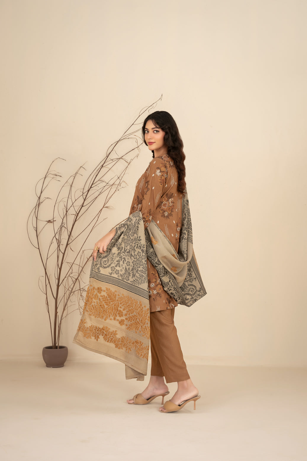 MULAQAAT 3pcs Un-Stitched Emb Leather Peach [D-5332]