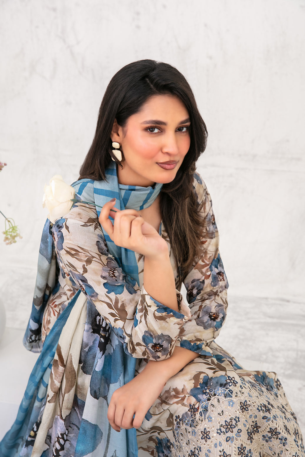 Ramla 3pcs Un-Stitched Emb Printed Lawn [D-3925]