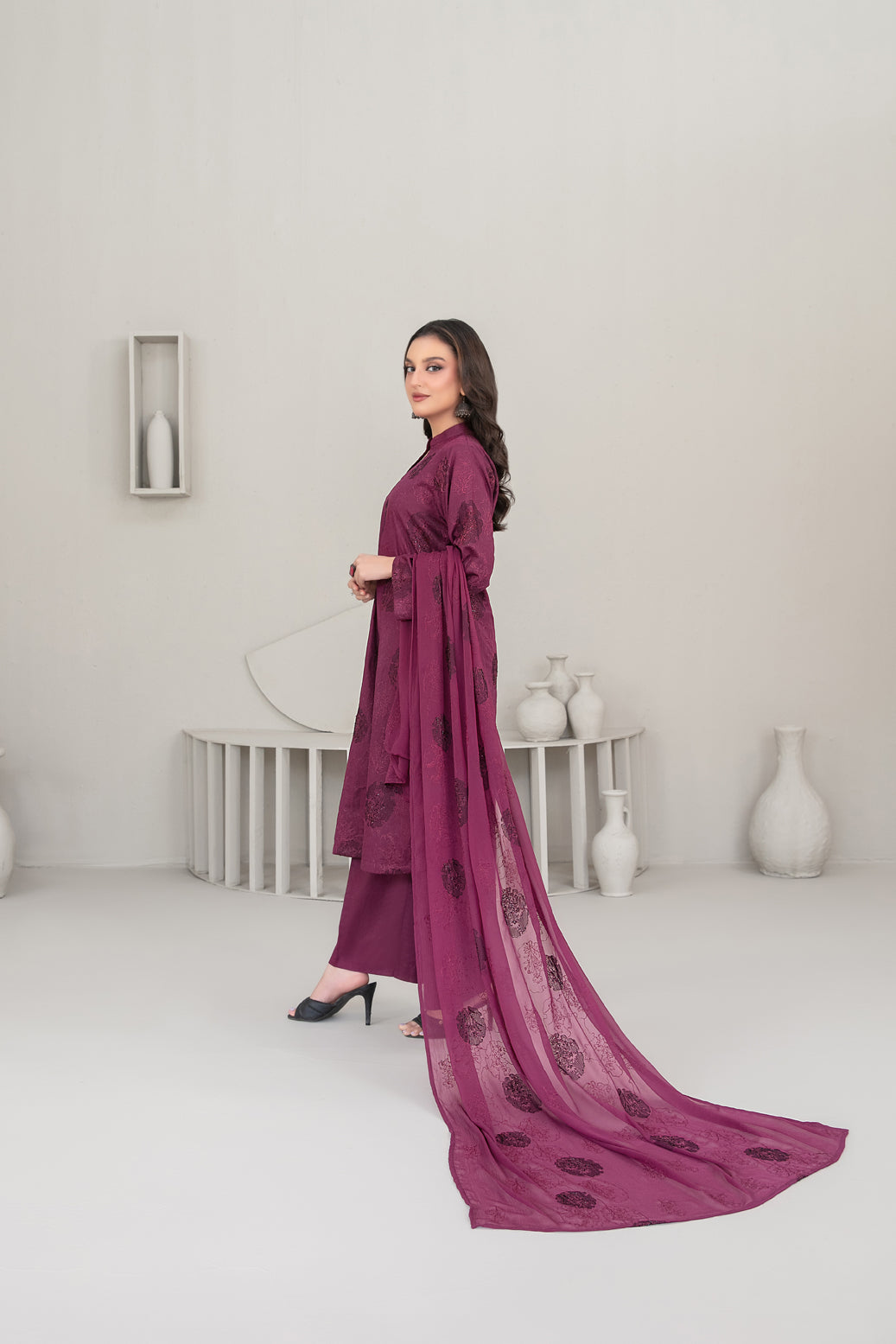 QAREENA 3pcs Un-Stitched Emb Karrandi [D-5270]