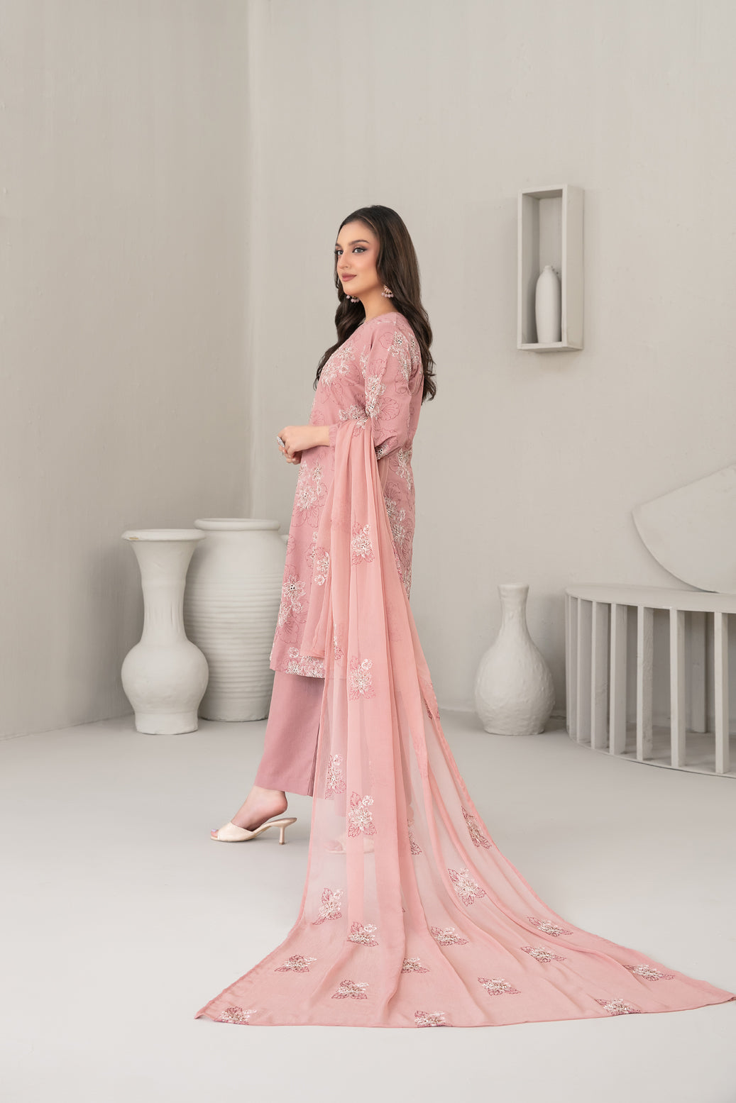 QAREENA 3pcs Un-Stitched Emb Karrandi [D-5268]