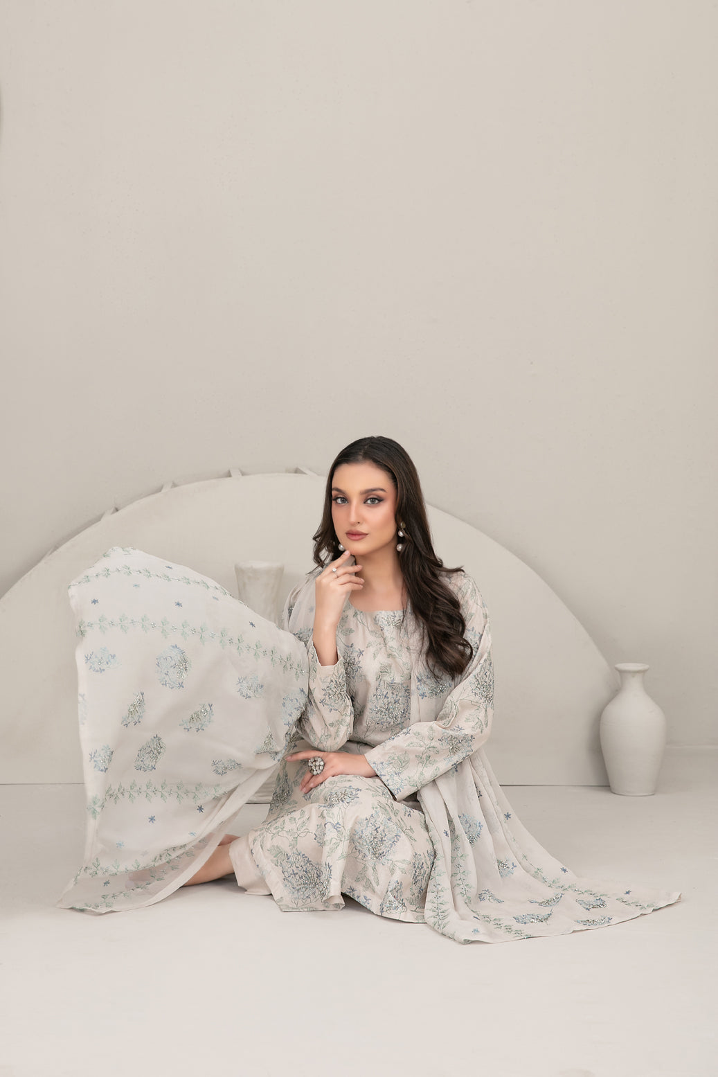 QAREENA 3pcs Un-Stitched Emb Karrandi [D-5266]