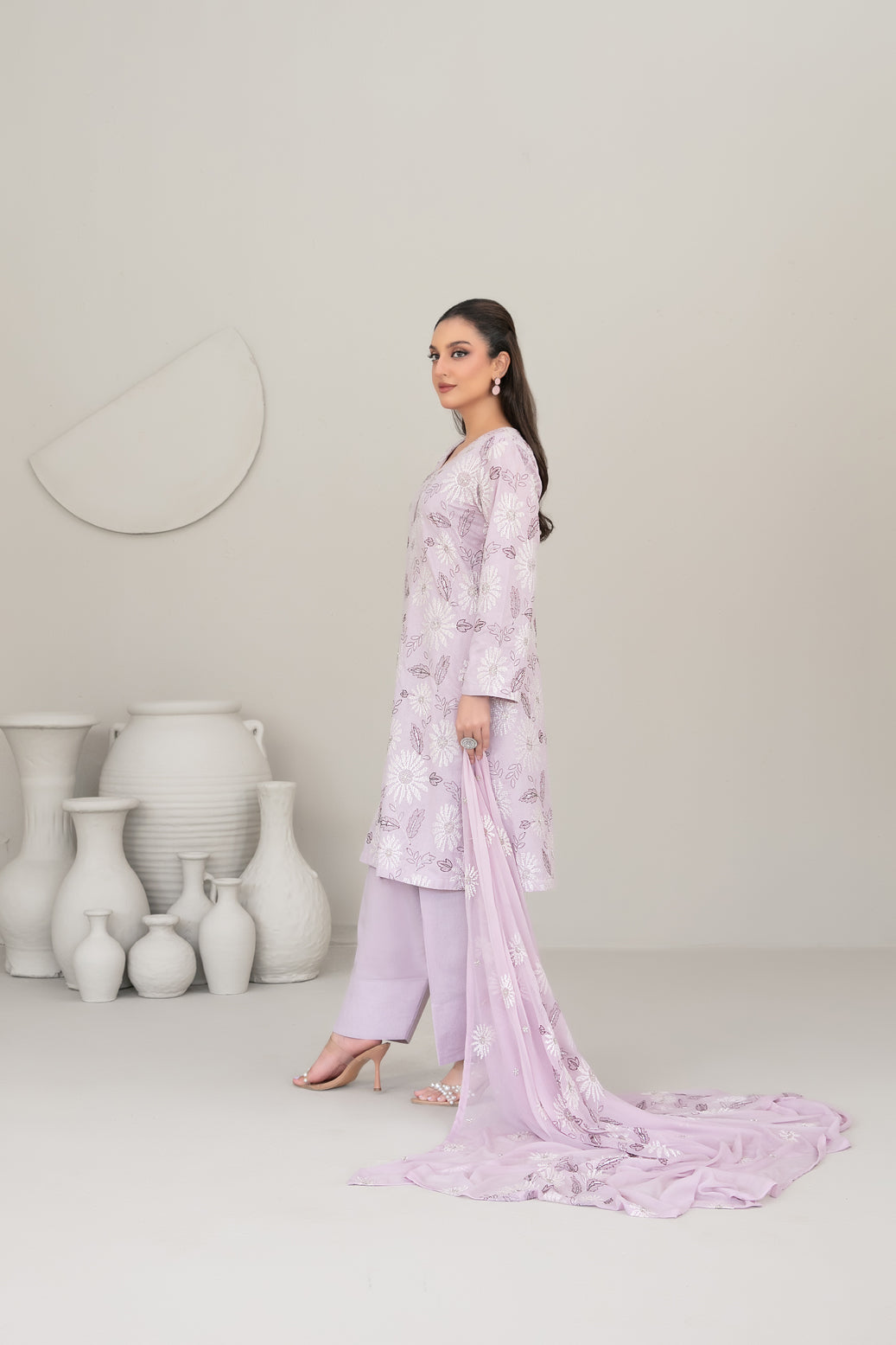 QAREENA 3pcs Un-Stitched Emb Karrandi [D-5261]