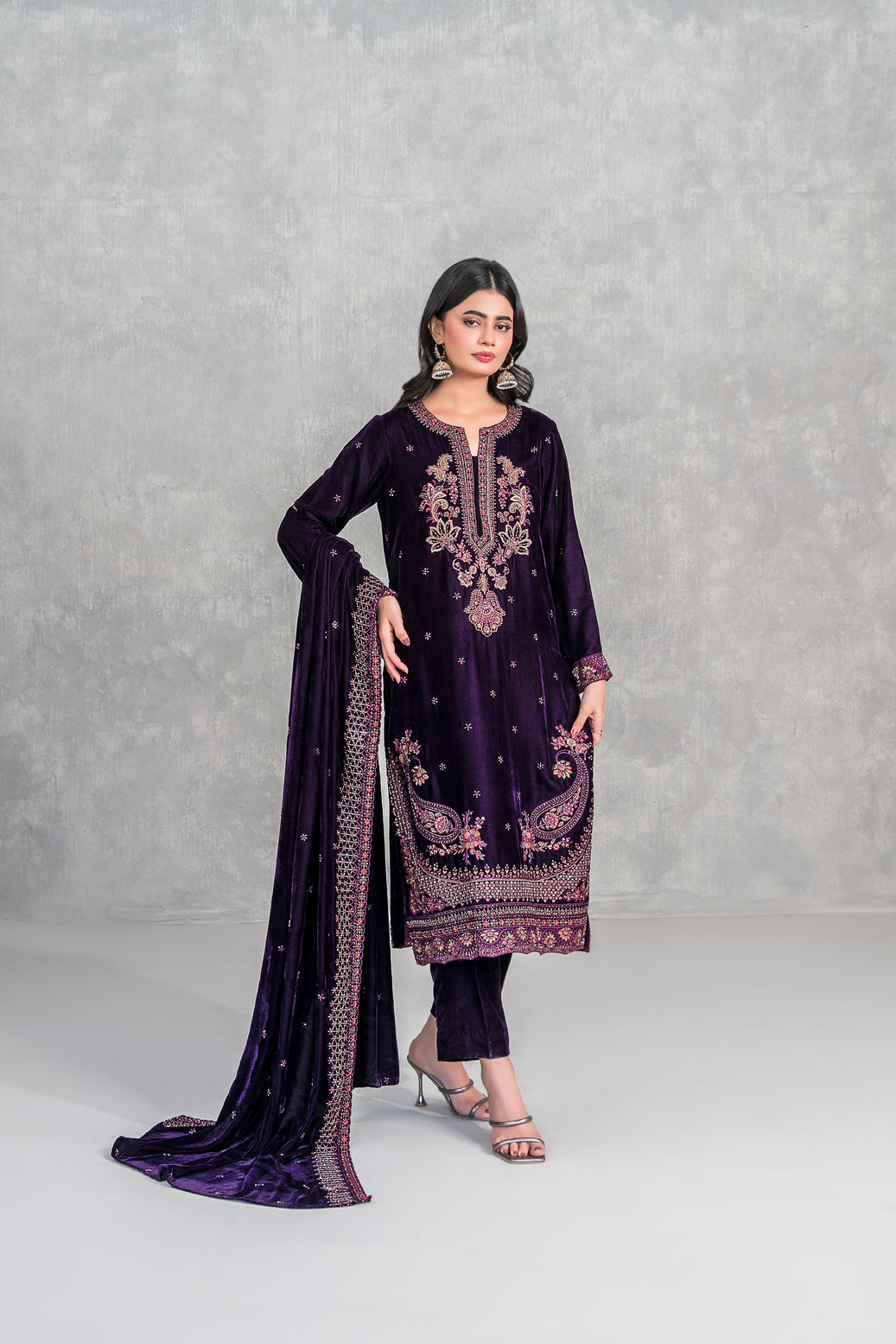 SINCERA 3pcs Un-Stitched Fancy Heavy Emb Velvet [D-5705]