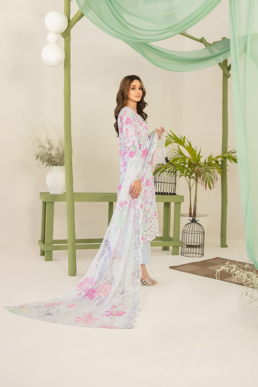 D-4077 - Sionya