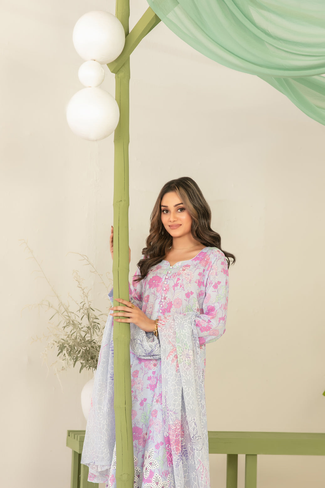 D-4077 - Sionya