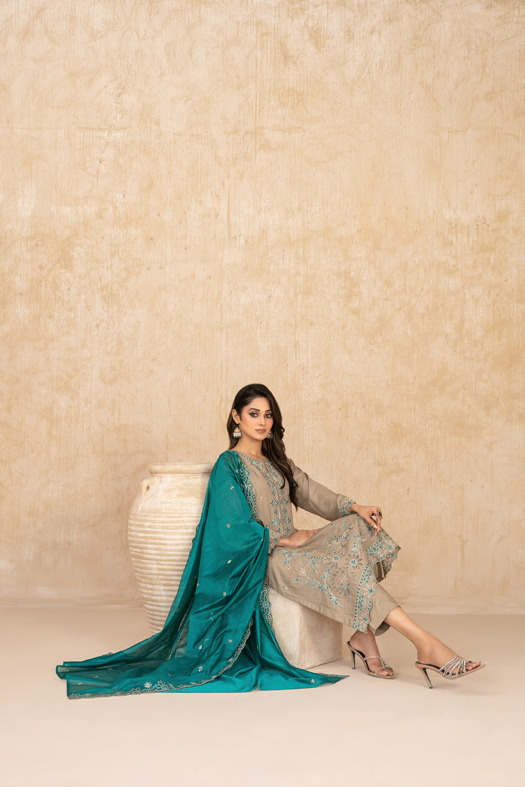 WYRA 3pcs Un-Stitched Emb Viscose [D-5863]