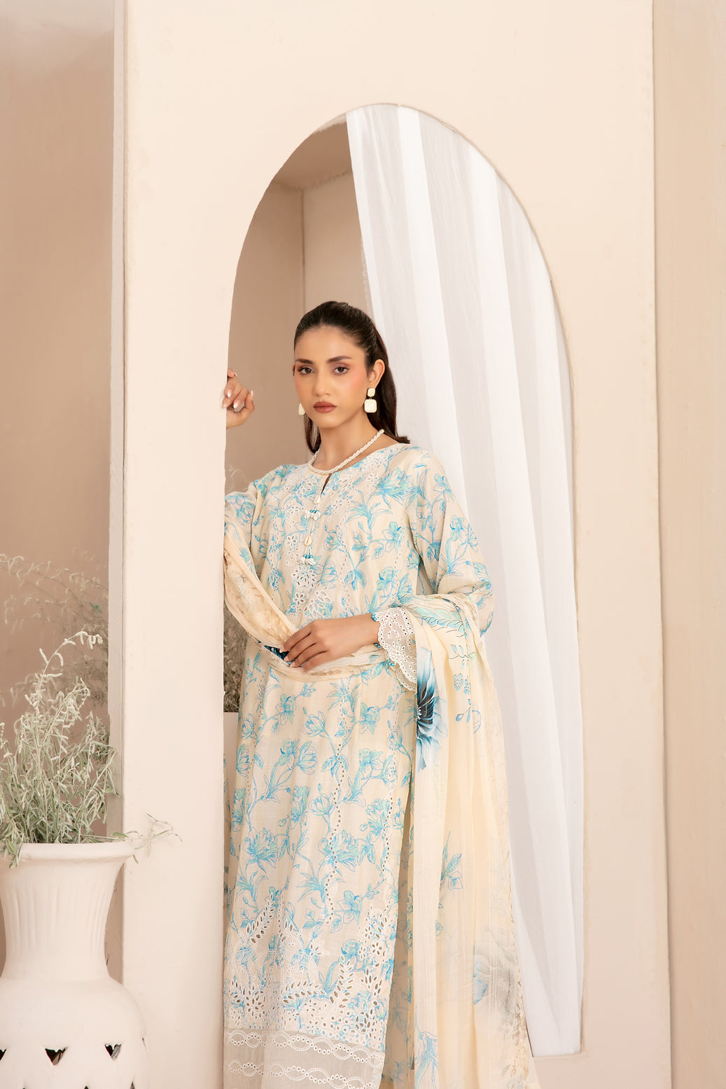 D-3790 - Sheen Vol-1