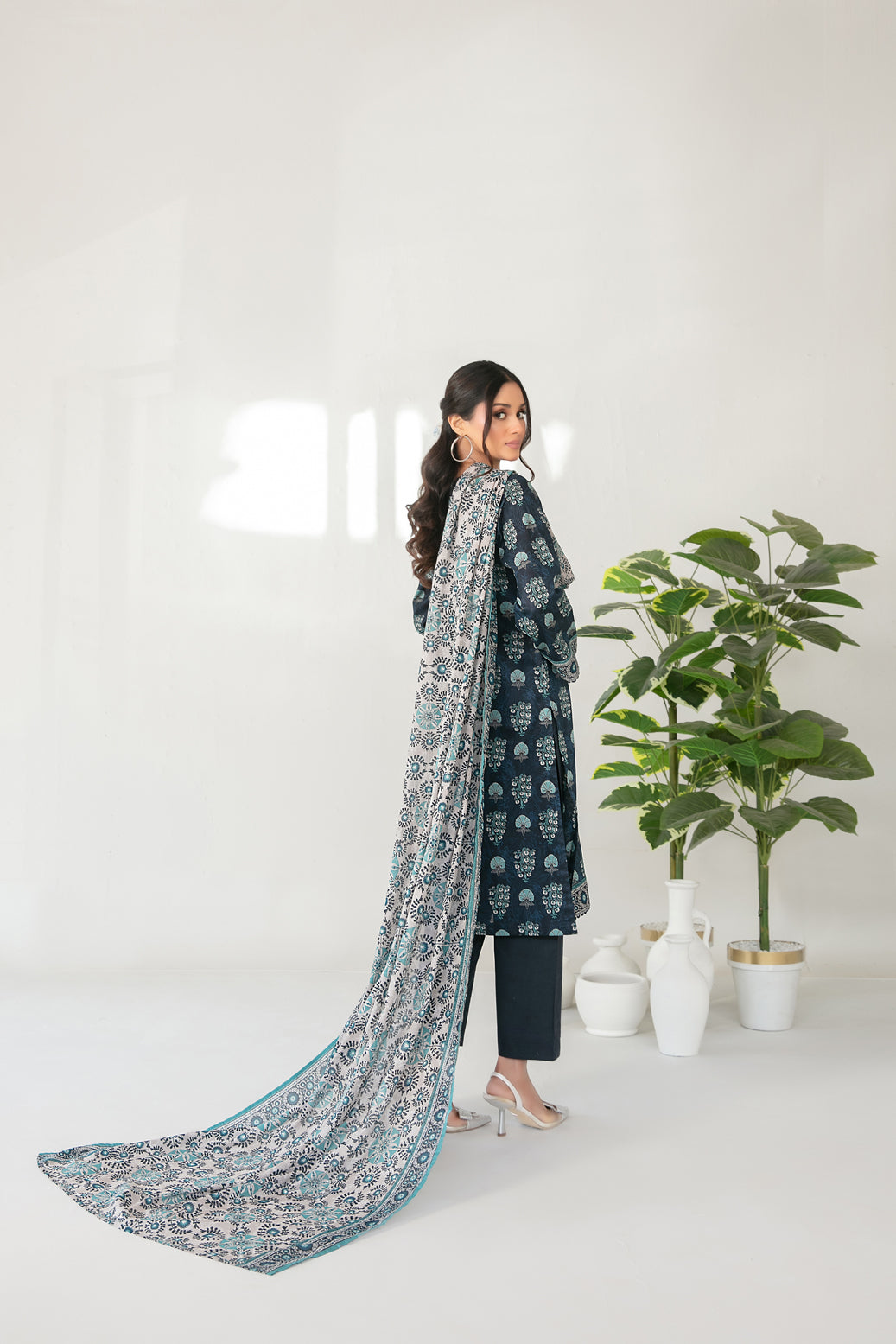 Mehza 3pcs Stitched Printed Lawn [D-3241]
