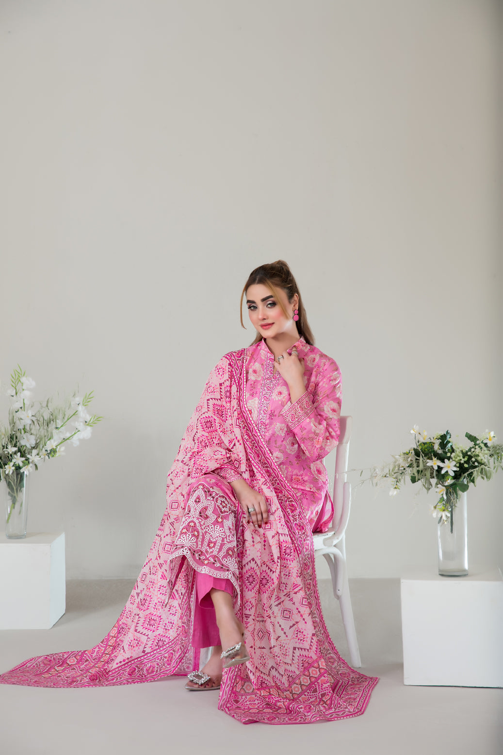 SILOHA 3pcs Un-Stitched Emb Printed Lawn [D-4163]