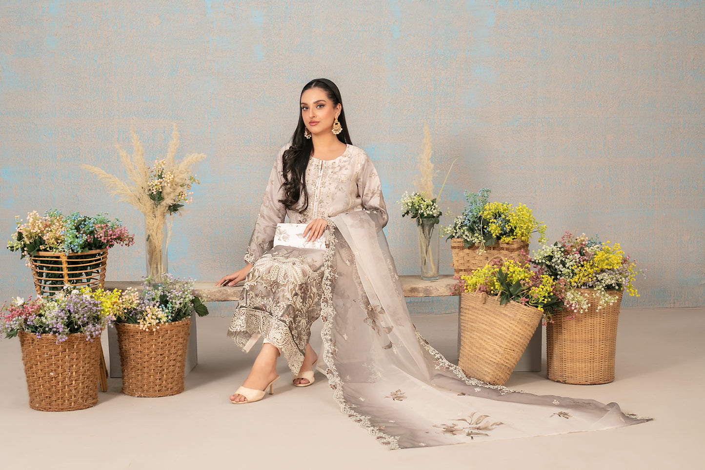SHIRIN With Clutch 3pcs Semi-Stitched Fancy Heavy Emb Organza [D-5227]